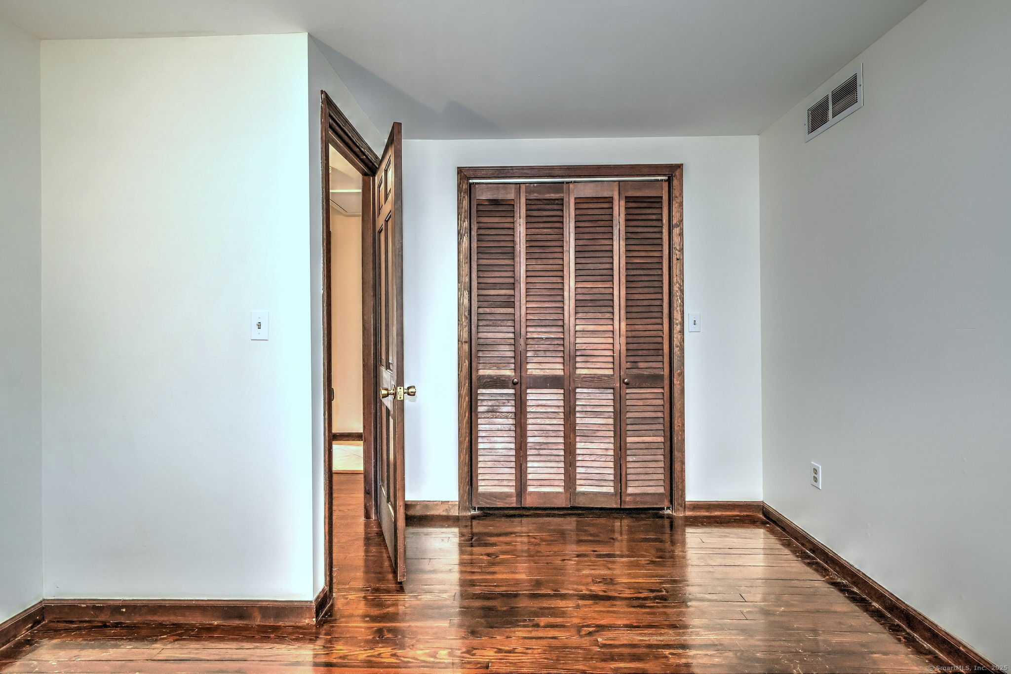 501 Durham, Madison, Connecticut 06443