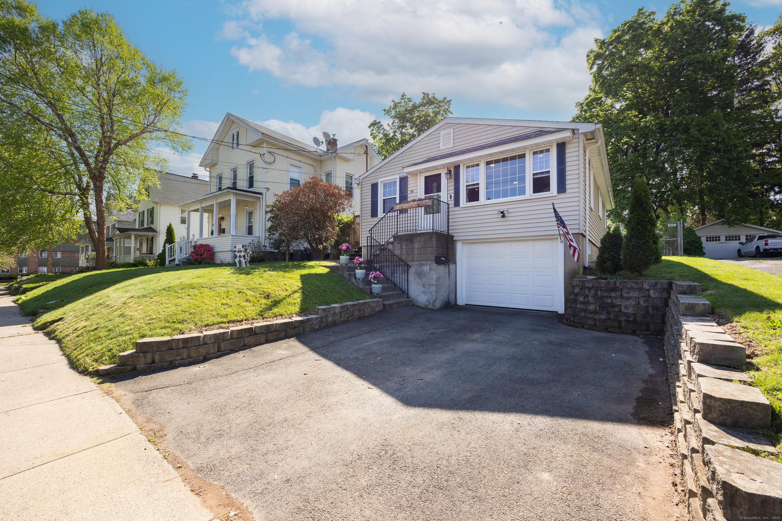 18 Simpson, Wallingford, Connecticut 06492