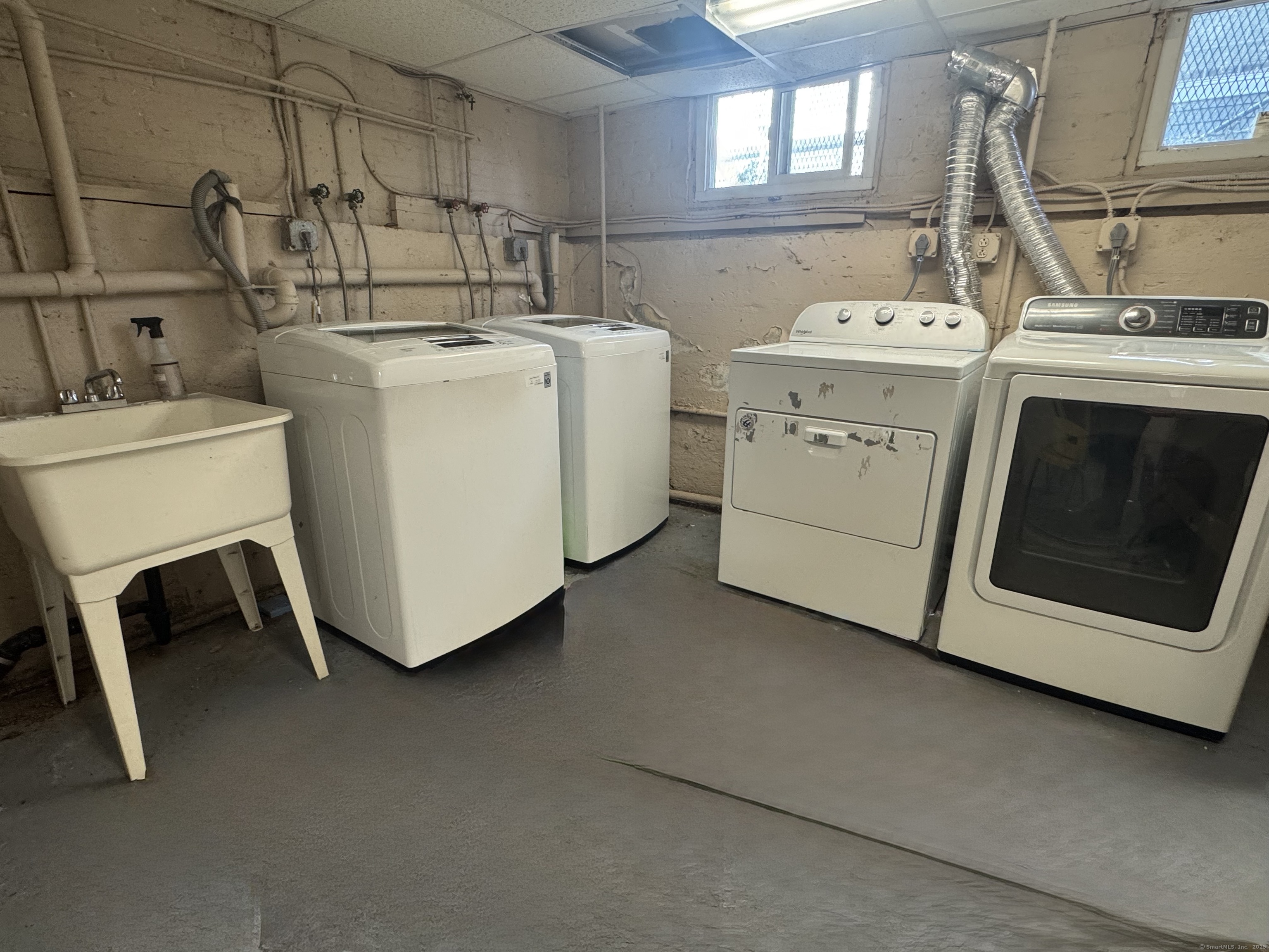 485 Laurel, Bridgeport, Connecticut 06605