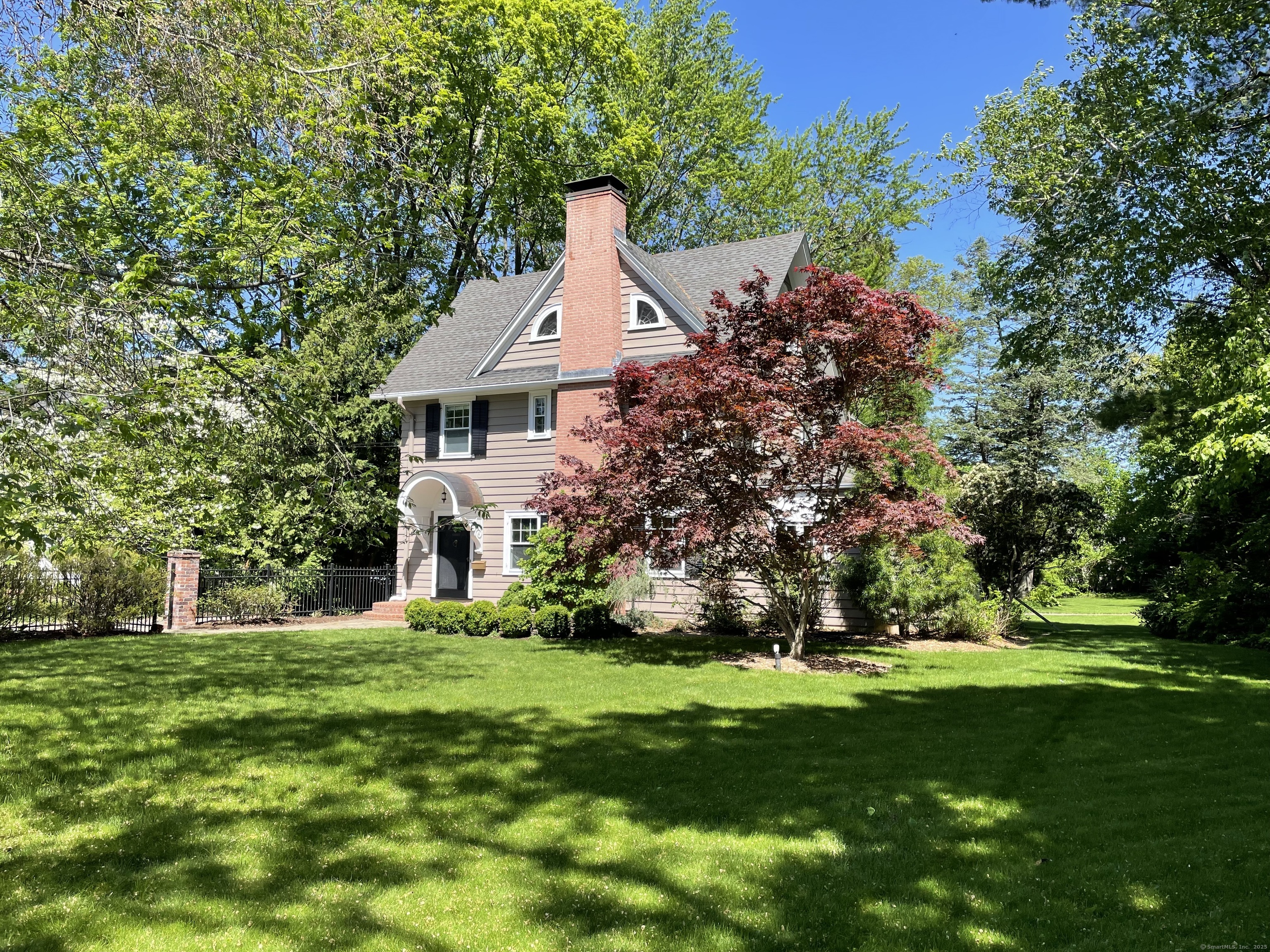 26 Ridgewood Road West Hartford CT