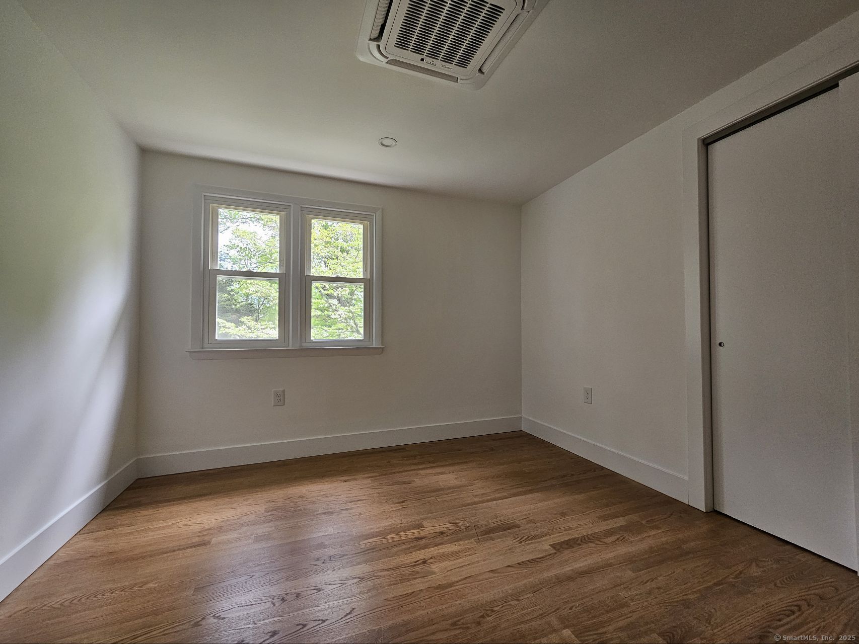 92 Lounsbury, Fairfield, Connecticut 06825