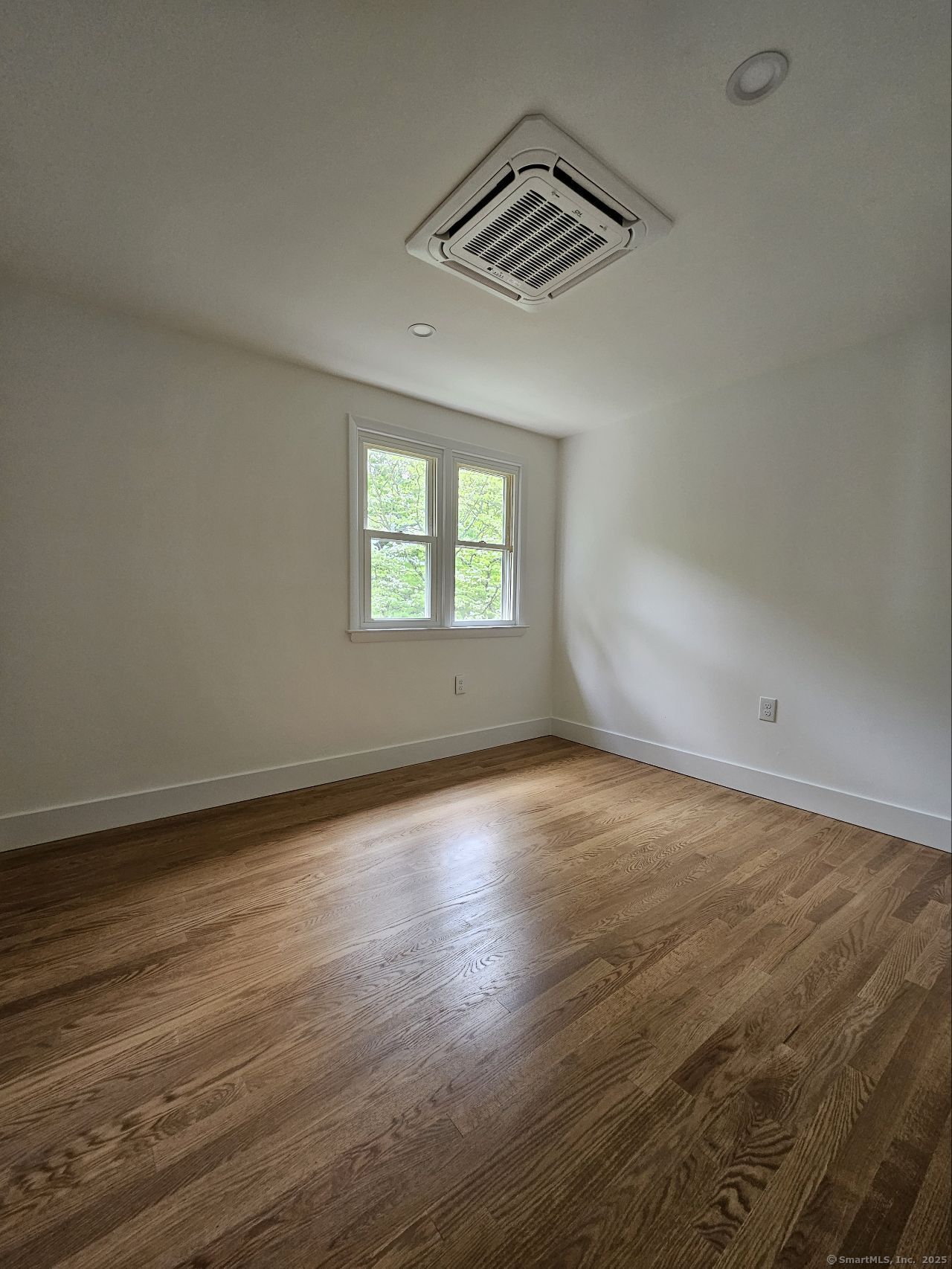 92 Lounsbury, Fairfield, Connecticut 06825