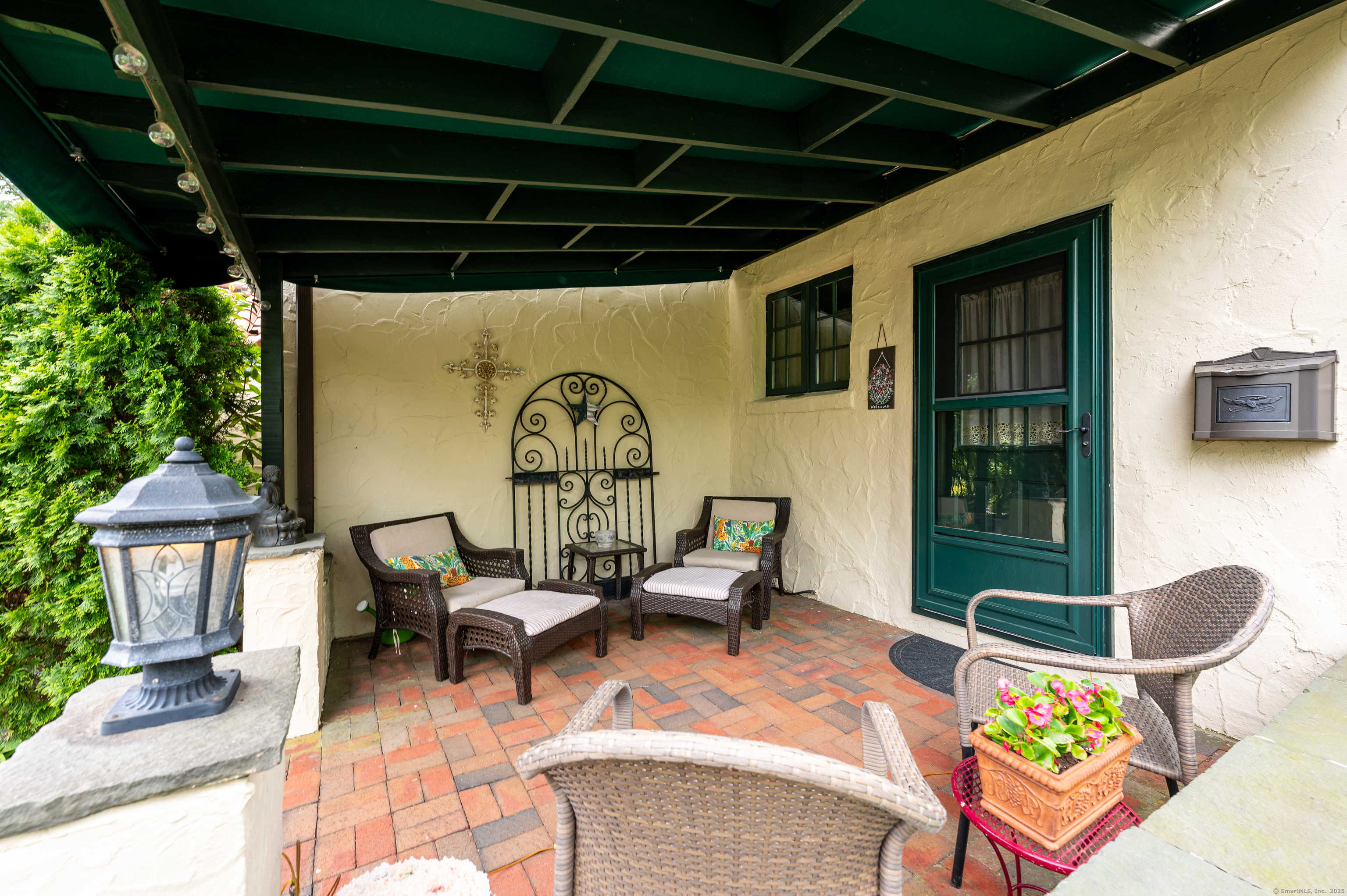 306 Hubbard, Stamford, Connecticut 06905