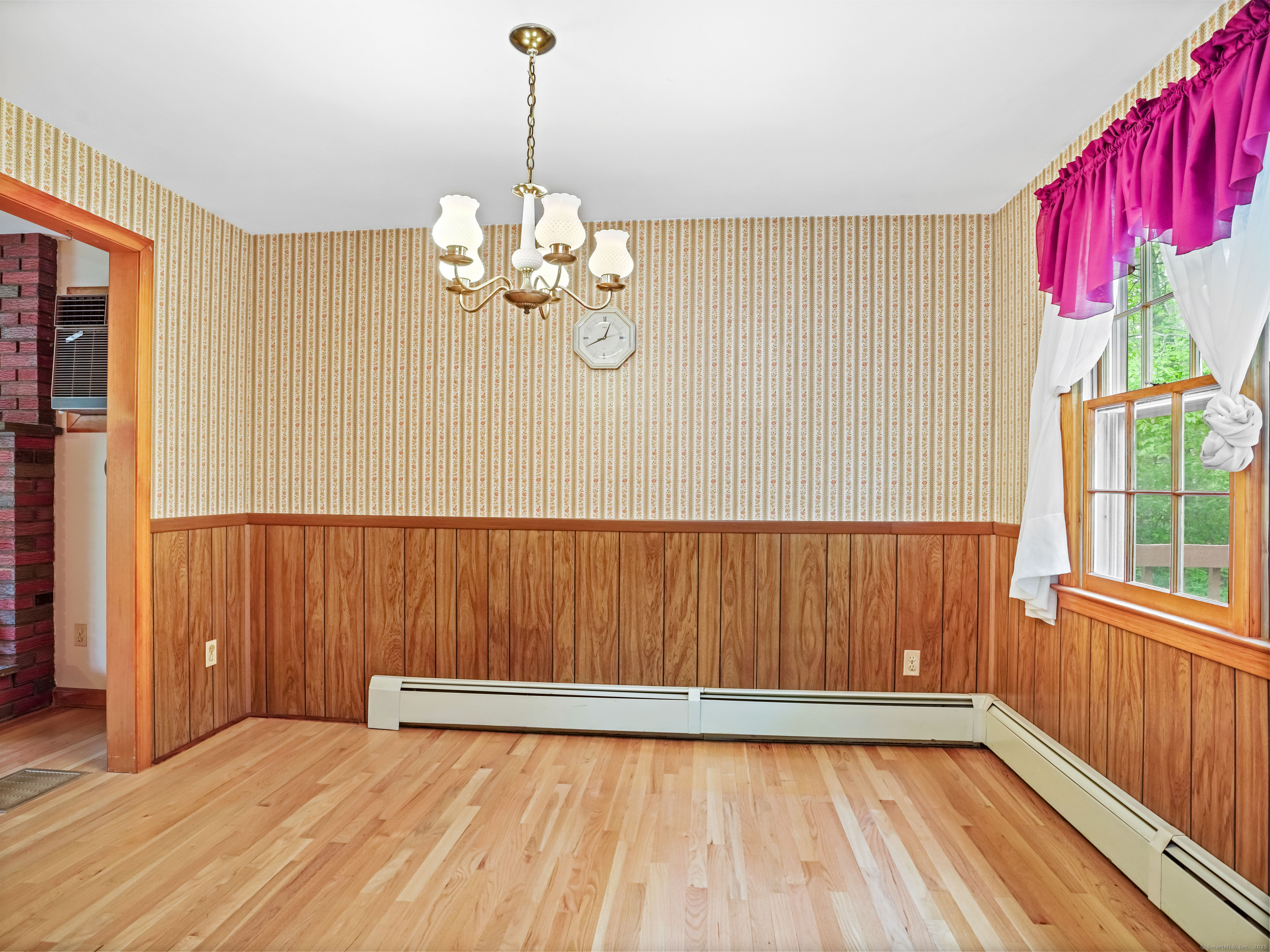 187 Booth Hill, Shelton, Connecticut 06484
