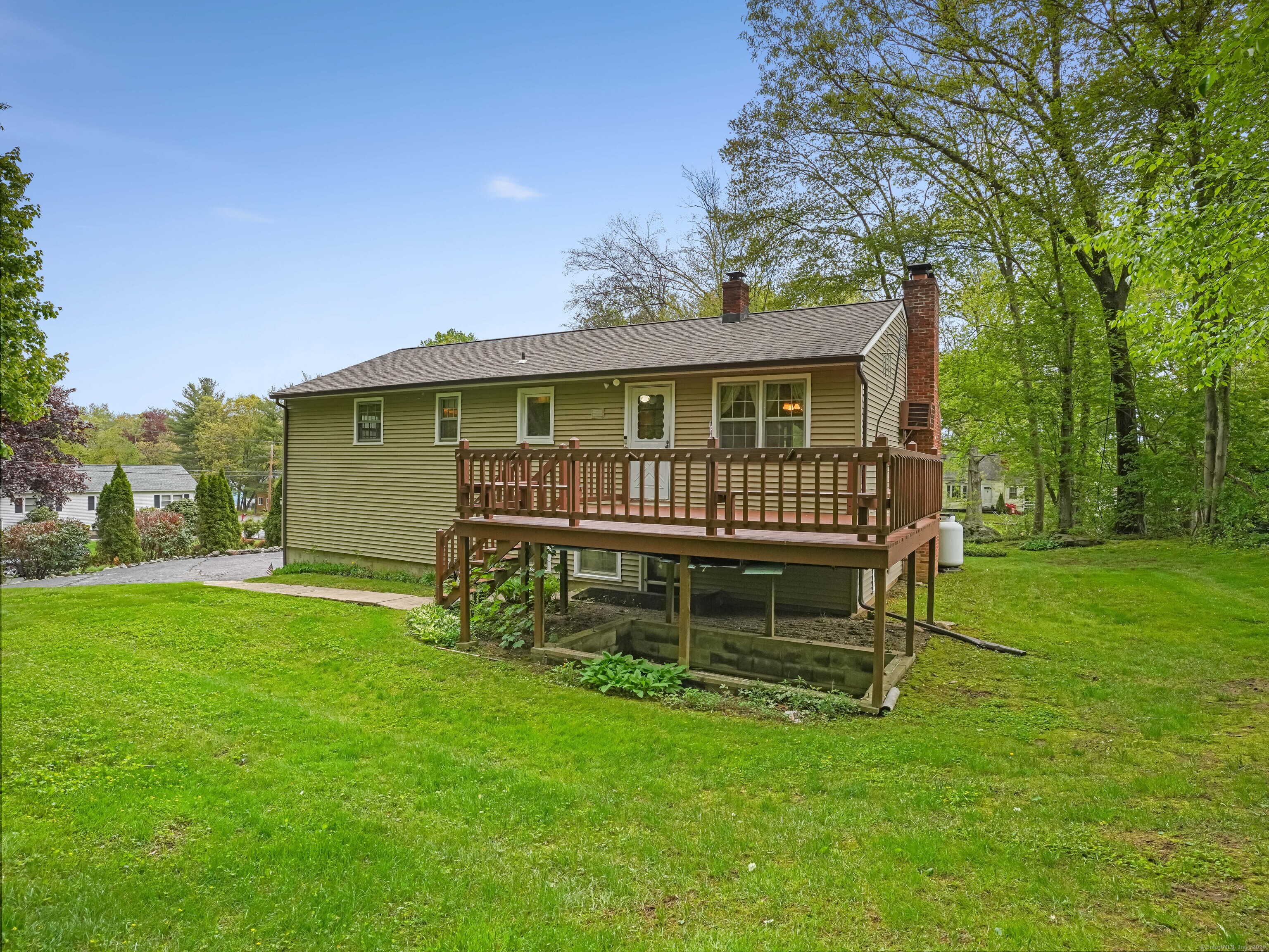 187 Booth Hill, Shelton, Connecticut 06484