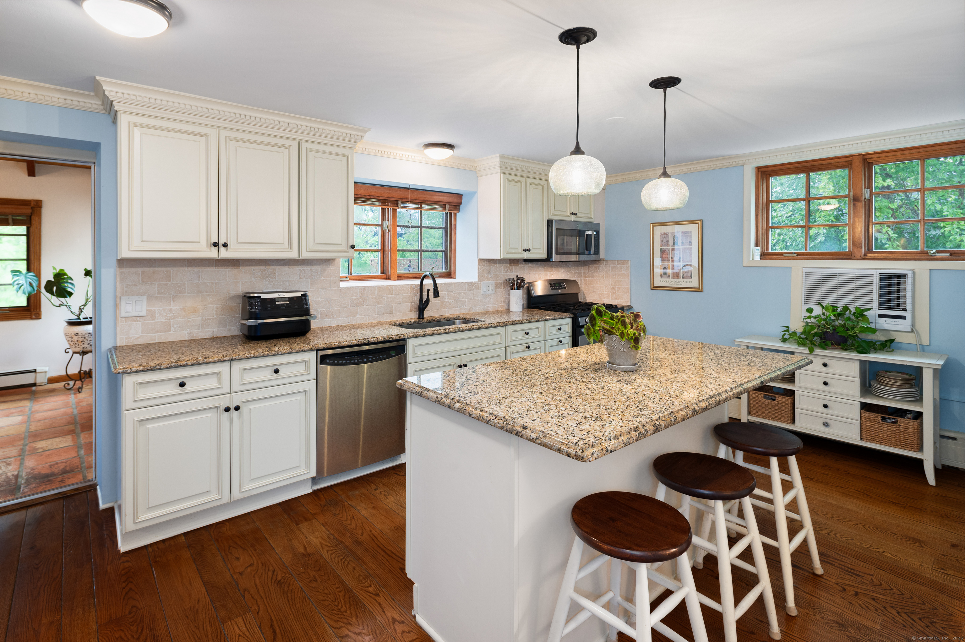306 Hubbard, Stamford, Connecticut 06905