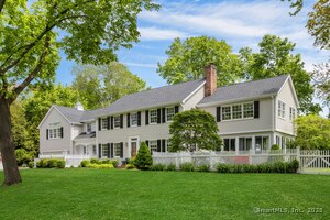 16 Lighthouse Way
