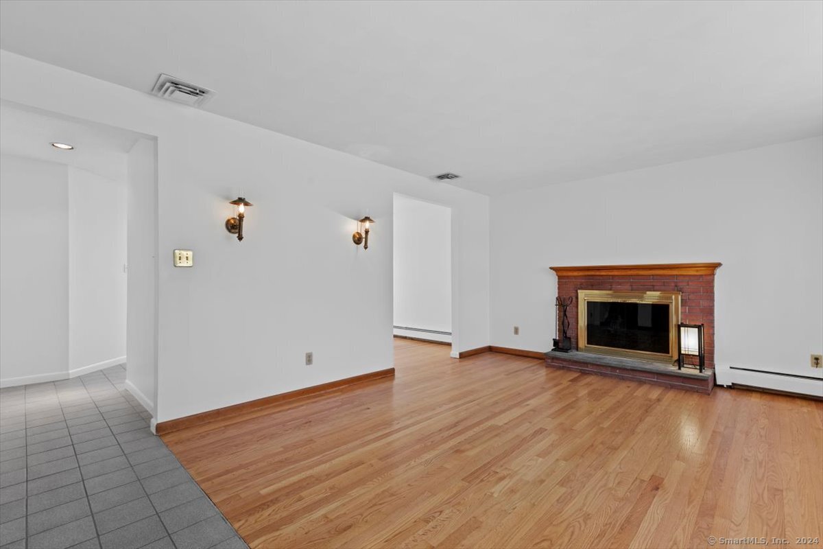 26 Jodi, Wallingford, Connecticut 06492