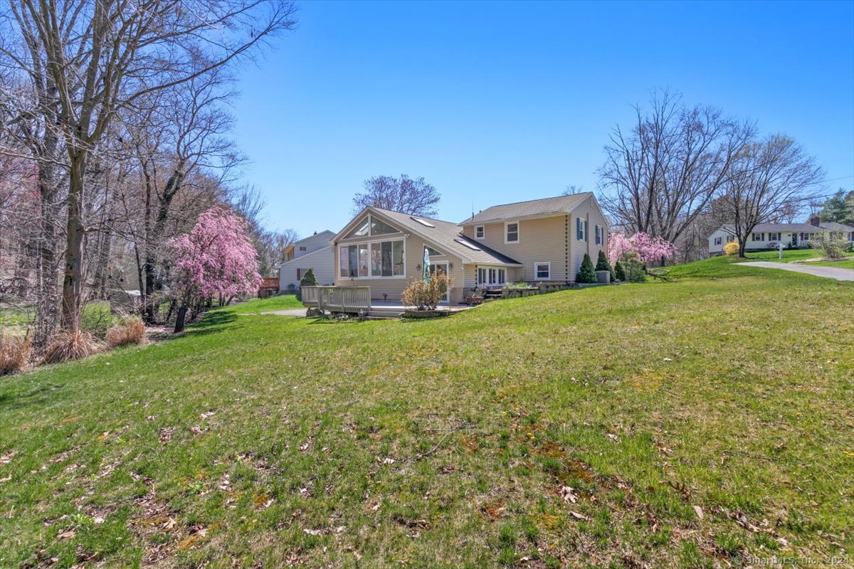 26 Jodi, Wallingford, Connecticut 06492