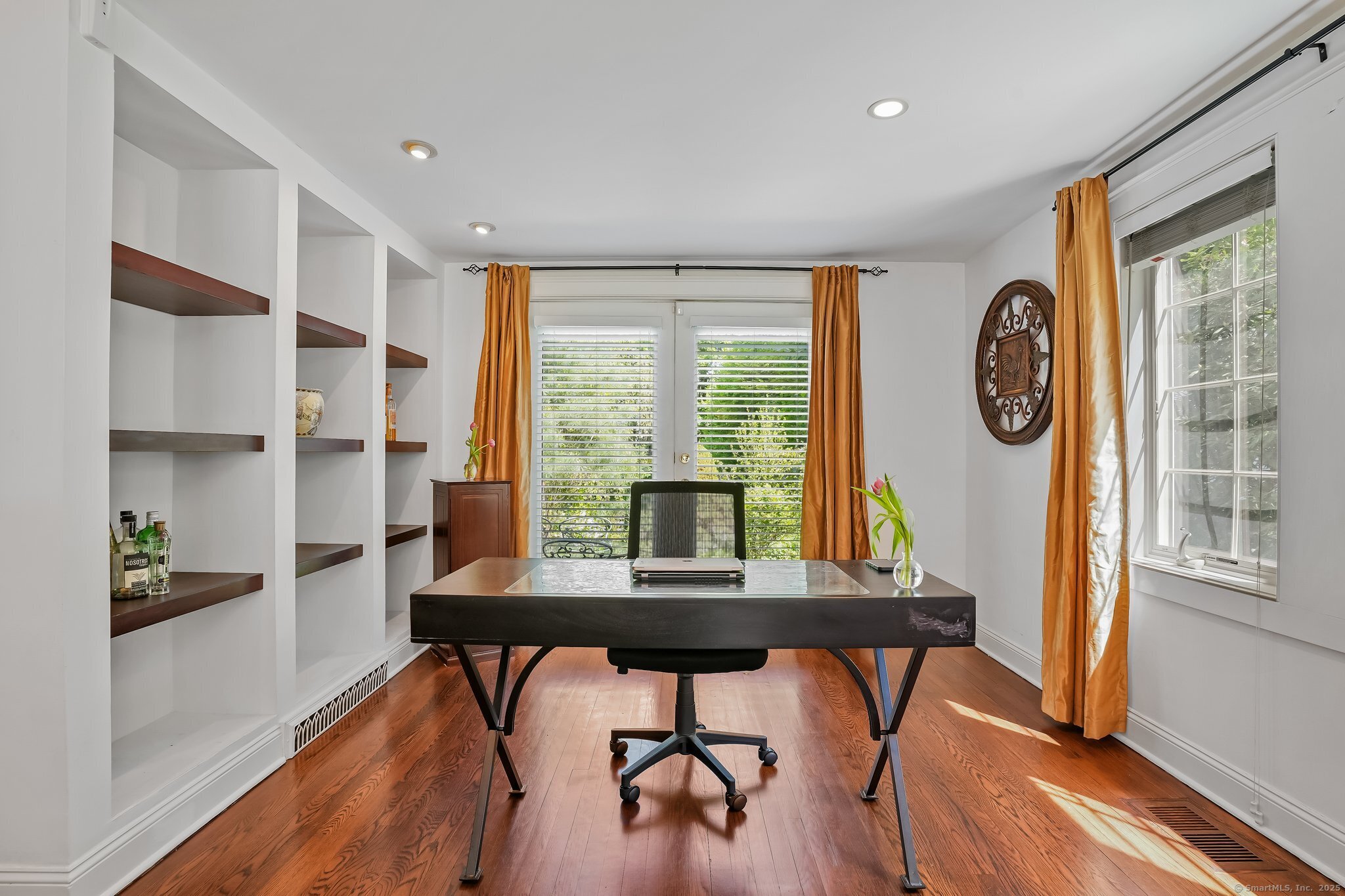 78 Hoyts, Bethel, Connecticut 06801
