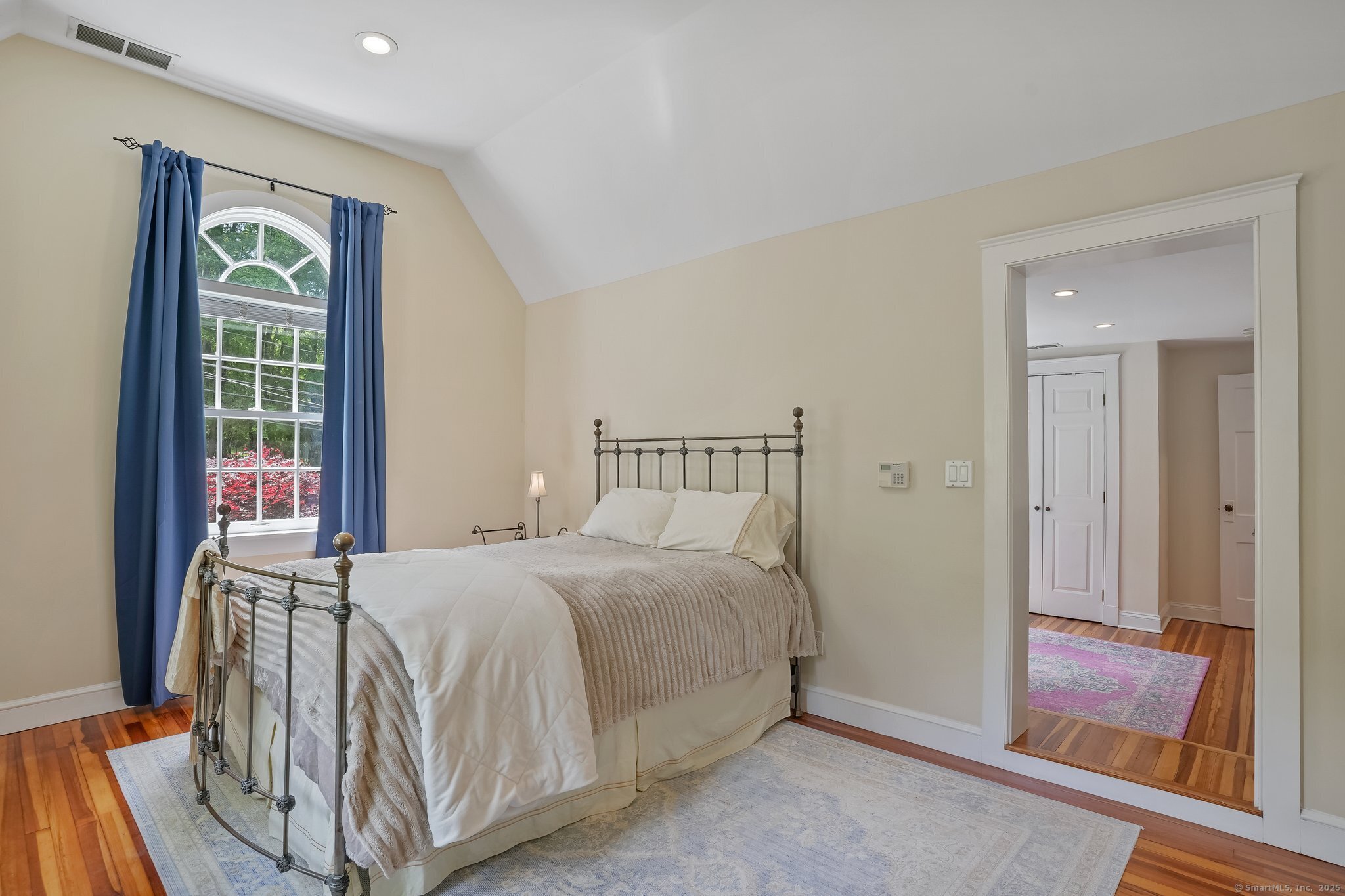 78 Hoyts, Bethel, Connecticut 06801
