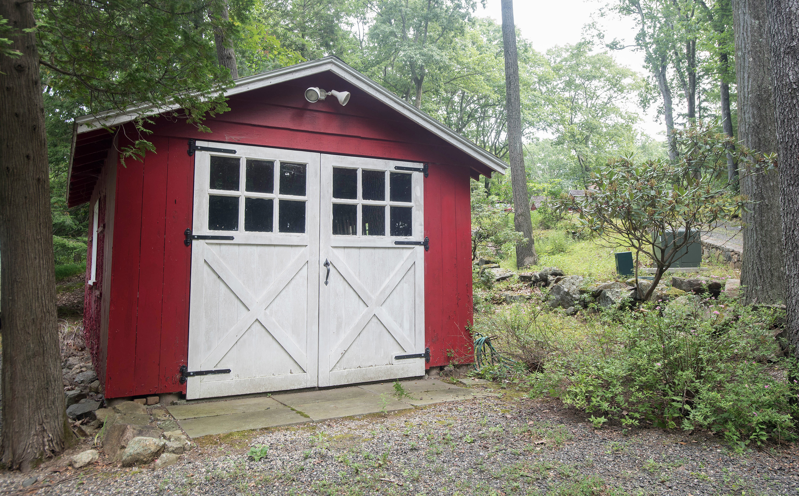 137 Neds Mountain, Ridgefield, Connecticut 06877