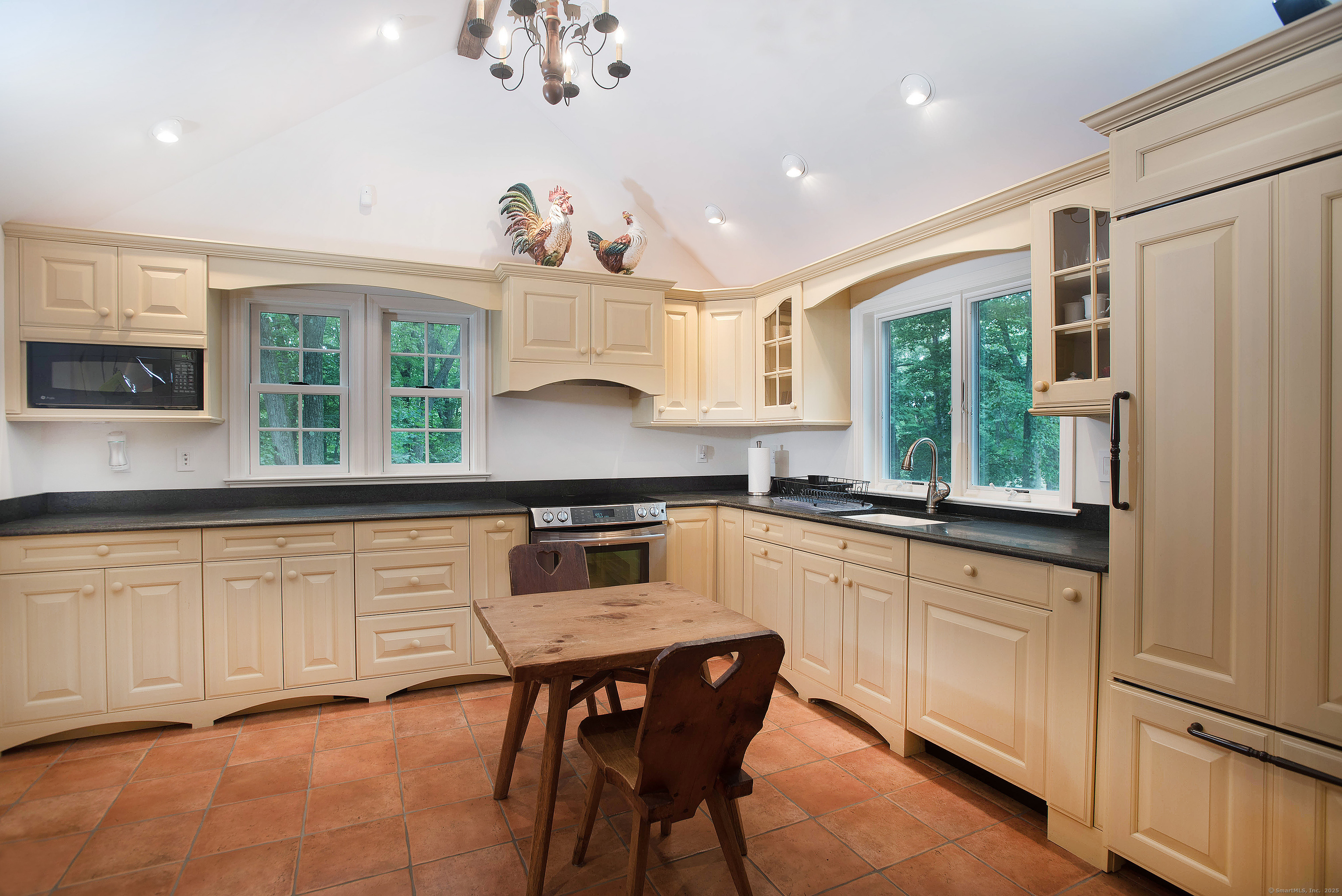 137 Neds Mountain, Ridgefield, Connecticut 06877