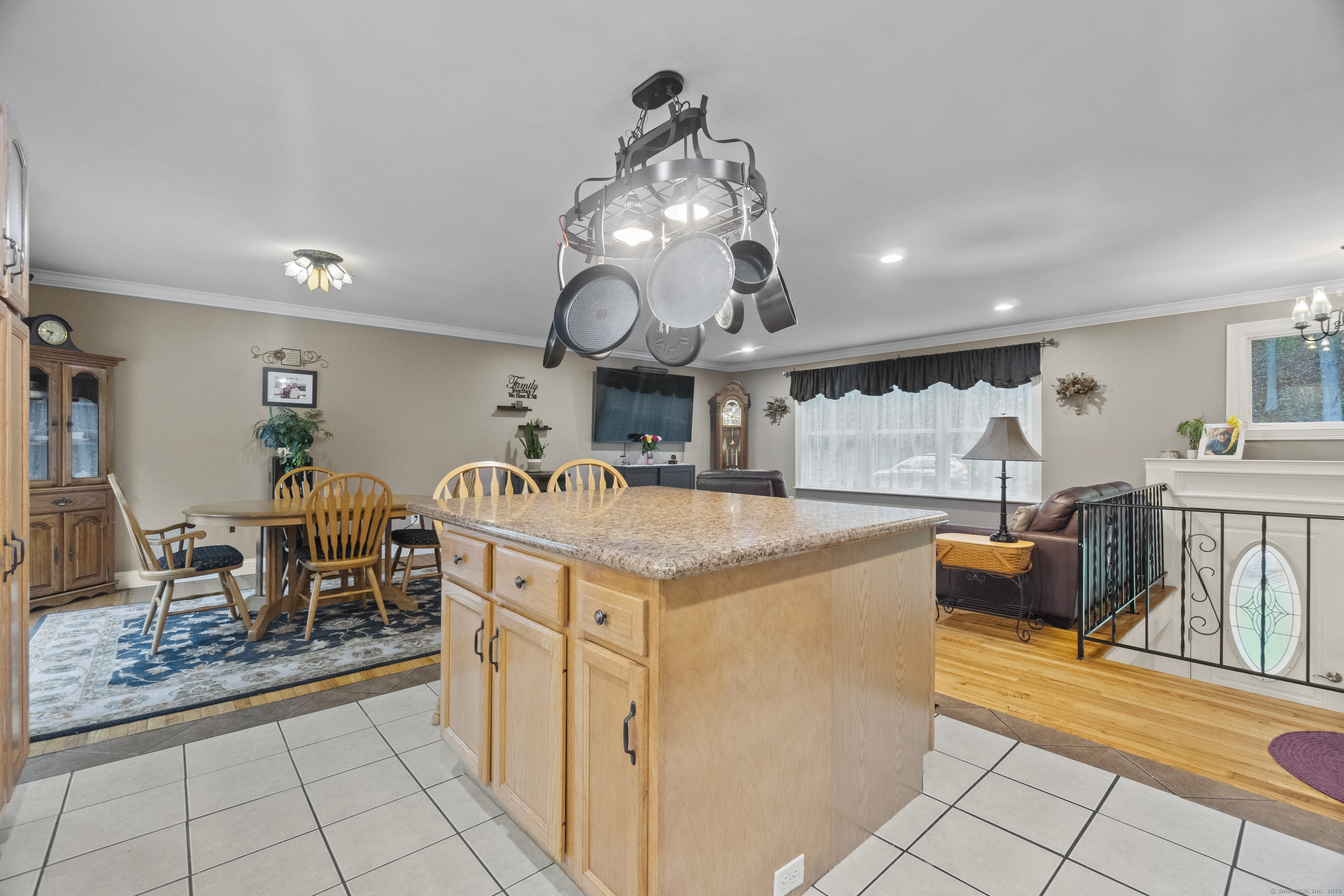 9 Terrace, Seymour, Connecticut 06483