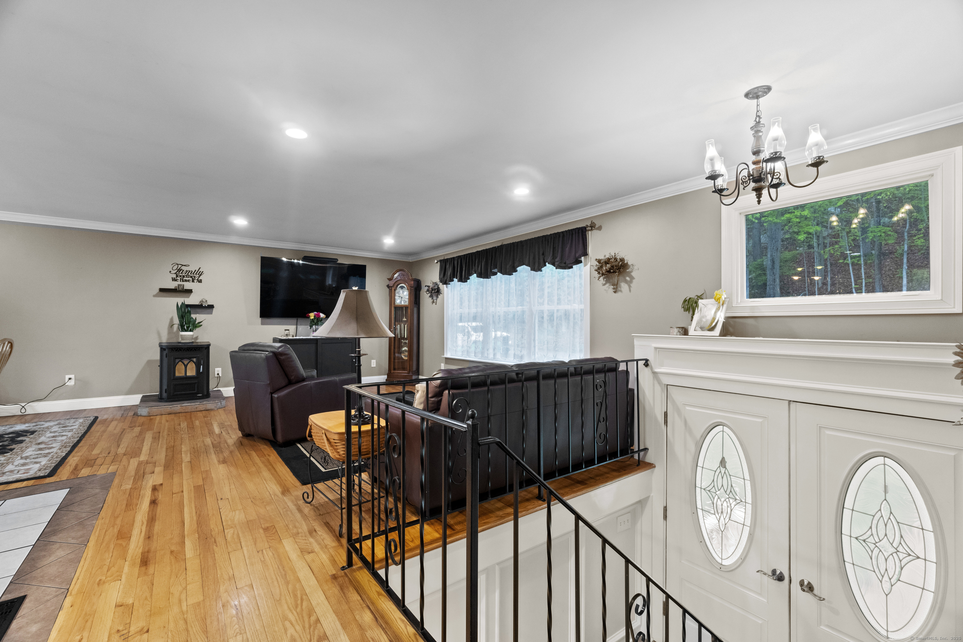9 Terrace, Seymour, Connecticut 06483