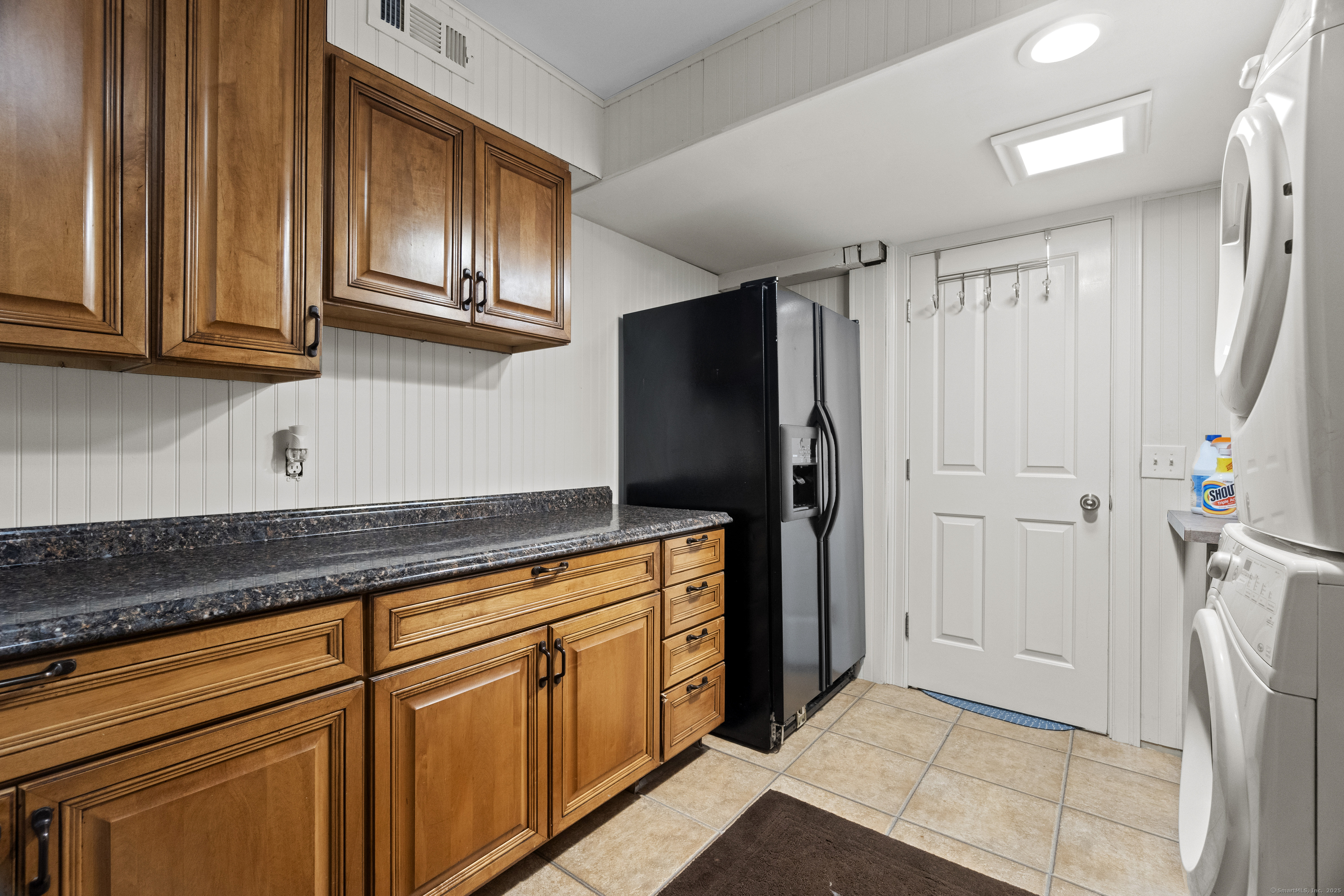 9 Terrace, Seymour, Connecticut 06483