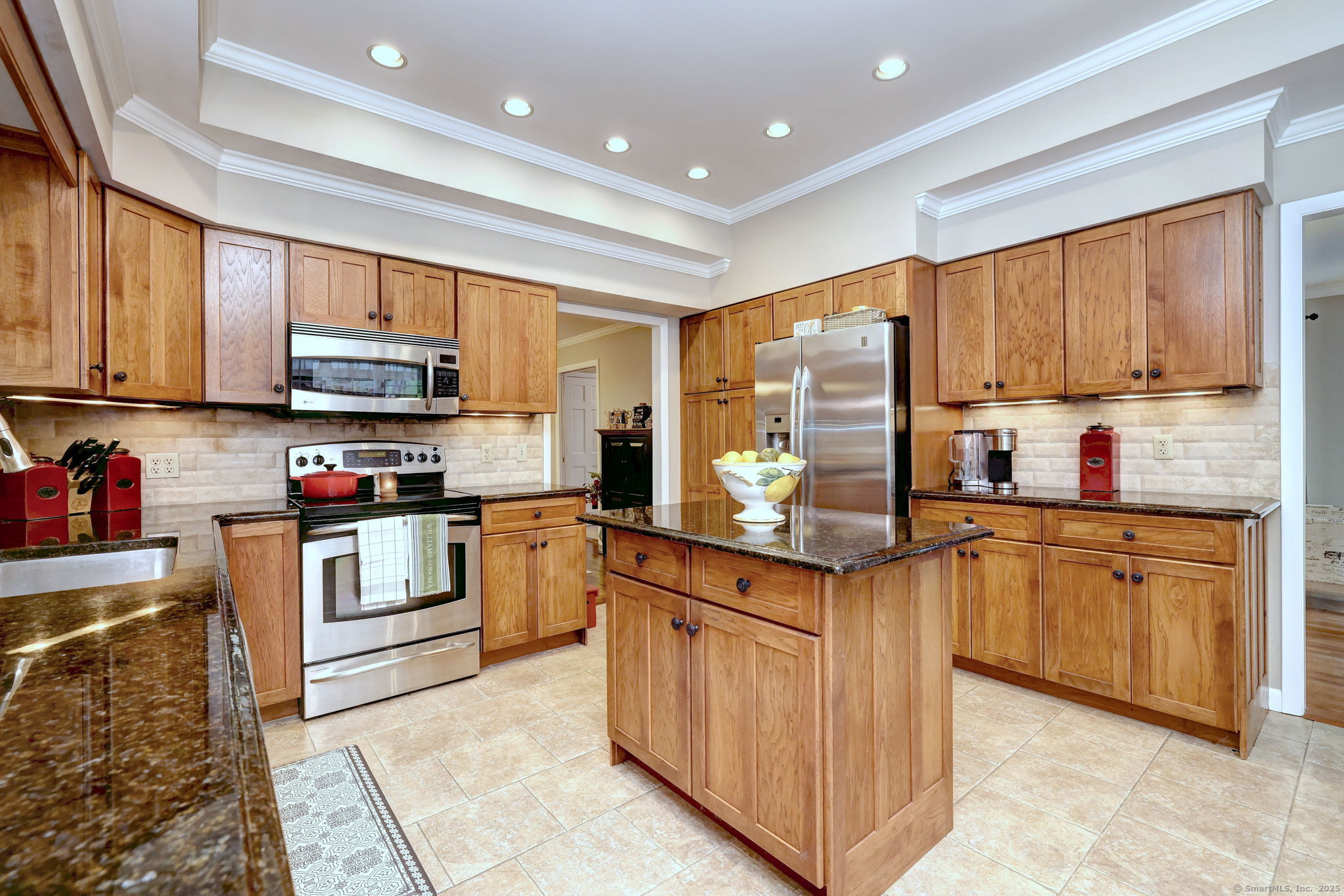 622 Wheelers Farm, Orange, Connecticut 06477