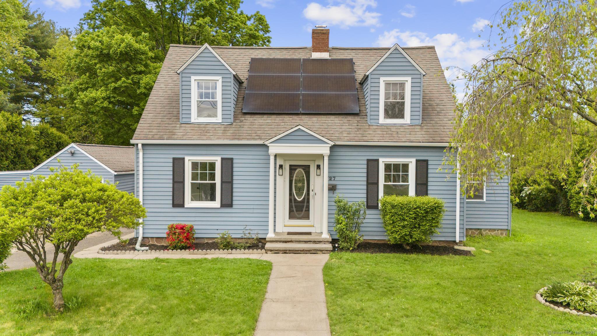 727 Pine, Bristol, 06010, 3 Bedrooms Bedrooms, ,1 BathroomBathrooms,Single Family For Sale,For Sale,Pine,24095223
