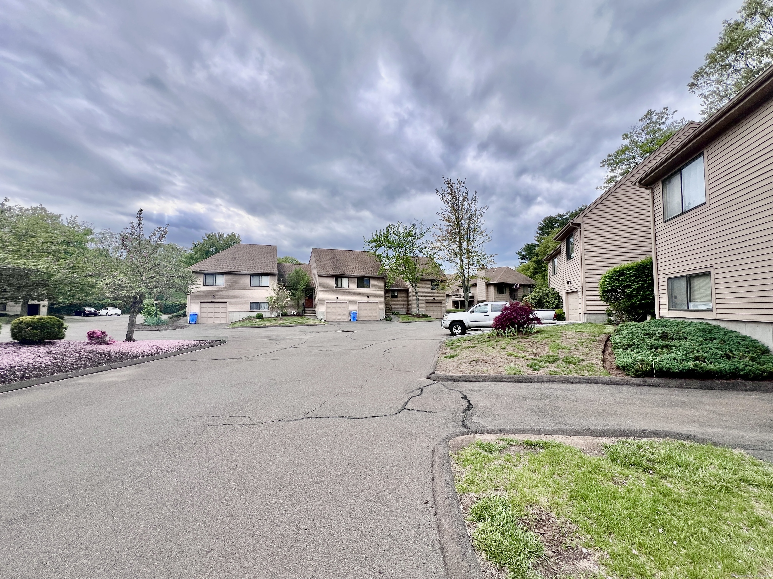 210 Treadwell, Hamden, Connecticut 06517