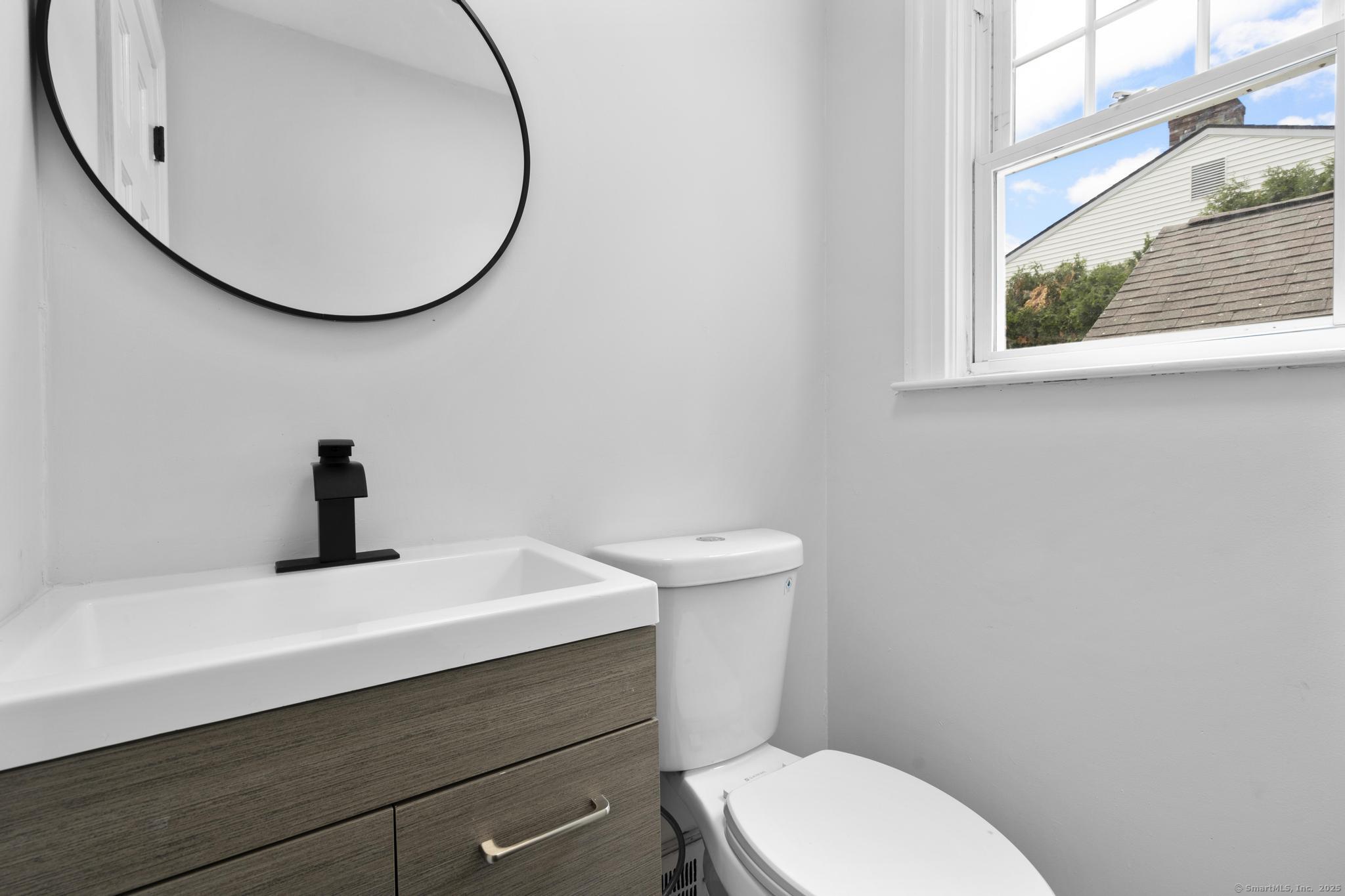727 Pine, Bristol, 06010, 3 Bedrooms Bedrooms, ,1 BathroomBathrooms,Single Family For Sale,For Sale,Pine,24095223