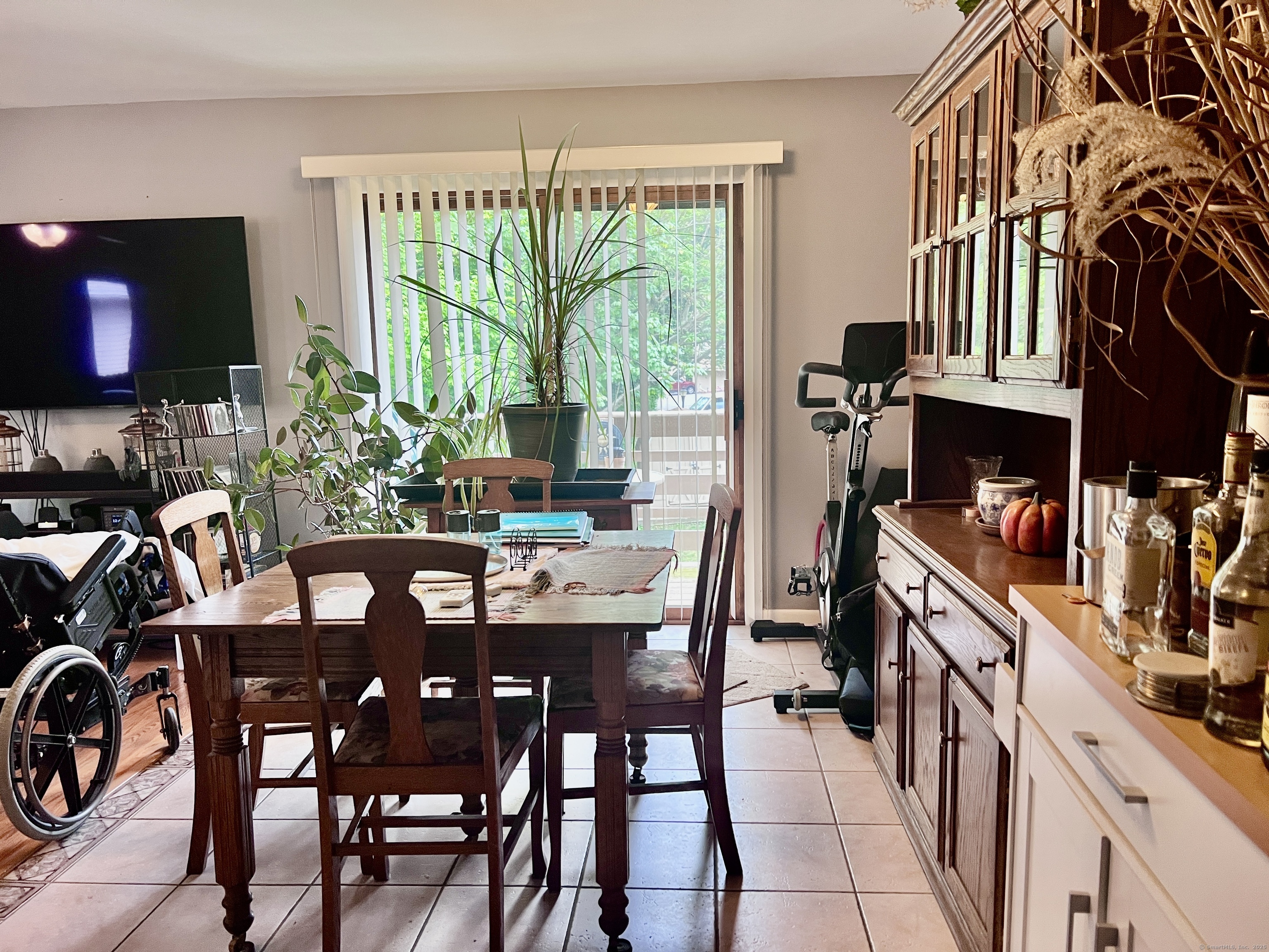 210 Treadwell, Hamden, Connecticut 06517