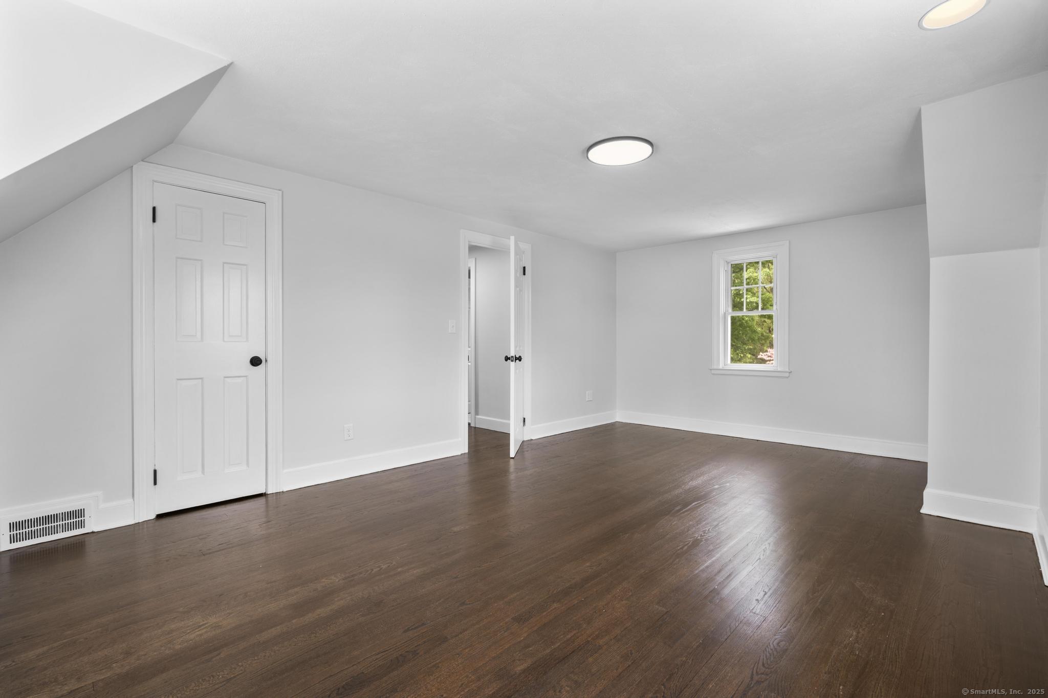 727 Pine, Bristol, 06010, 3 Bedrooms Bedrooms, ,1 BathroomBathrooms,Single Family For Sale,For Sale,Pine,24095223