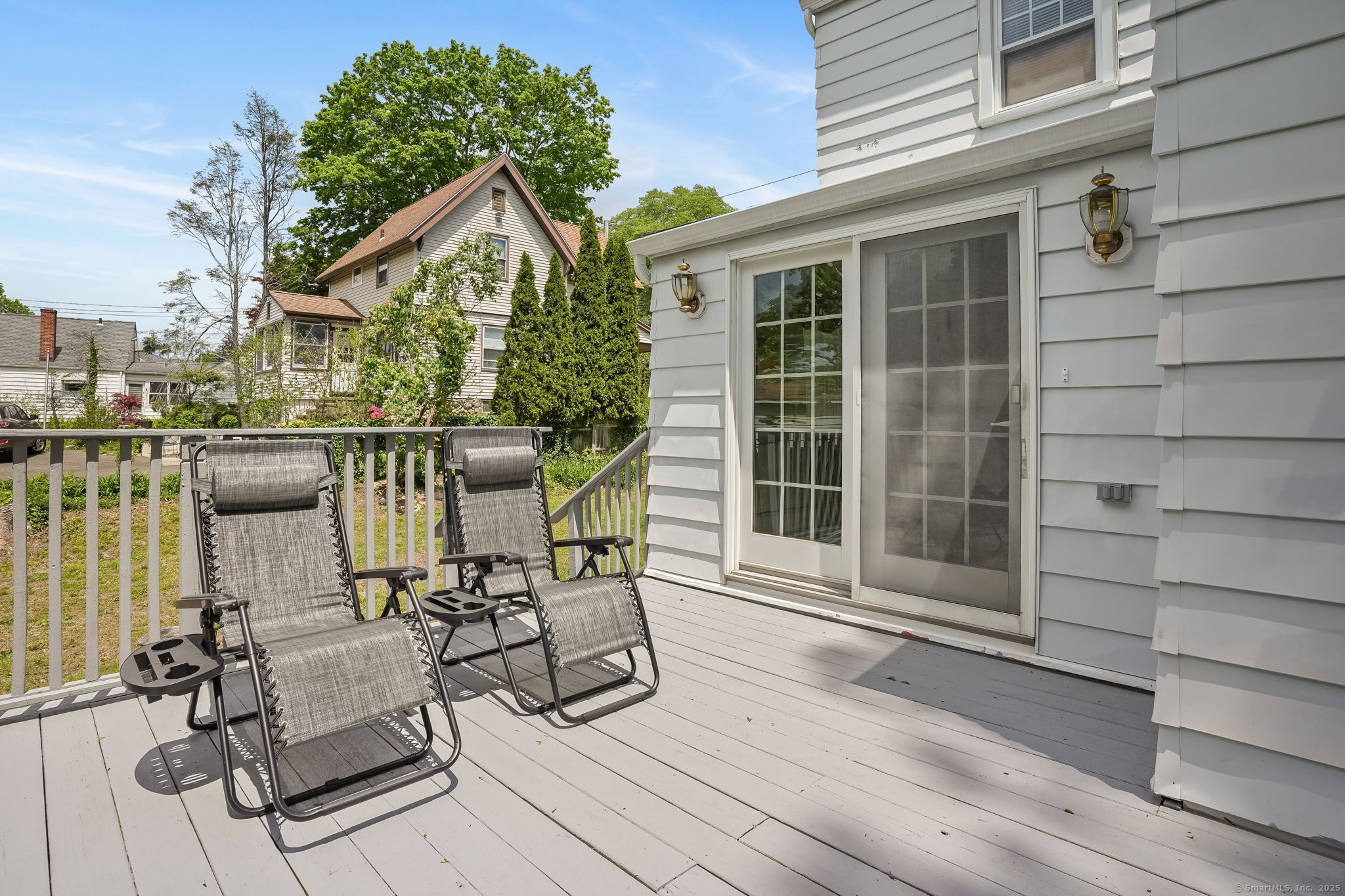5017 Main, Trumbull, Connecticut 06611