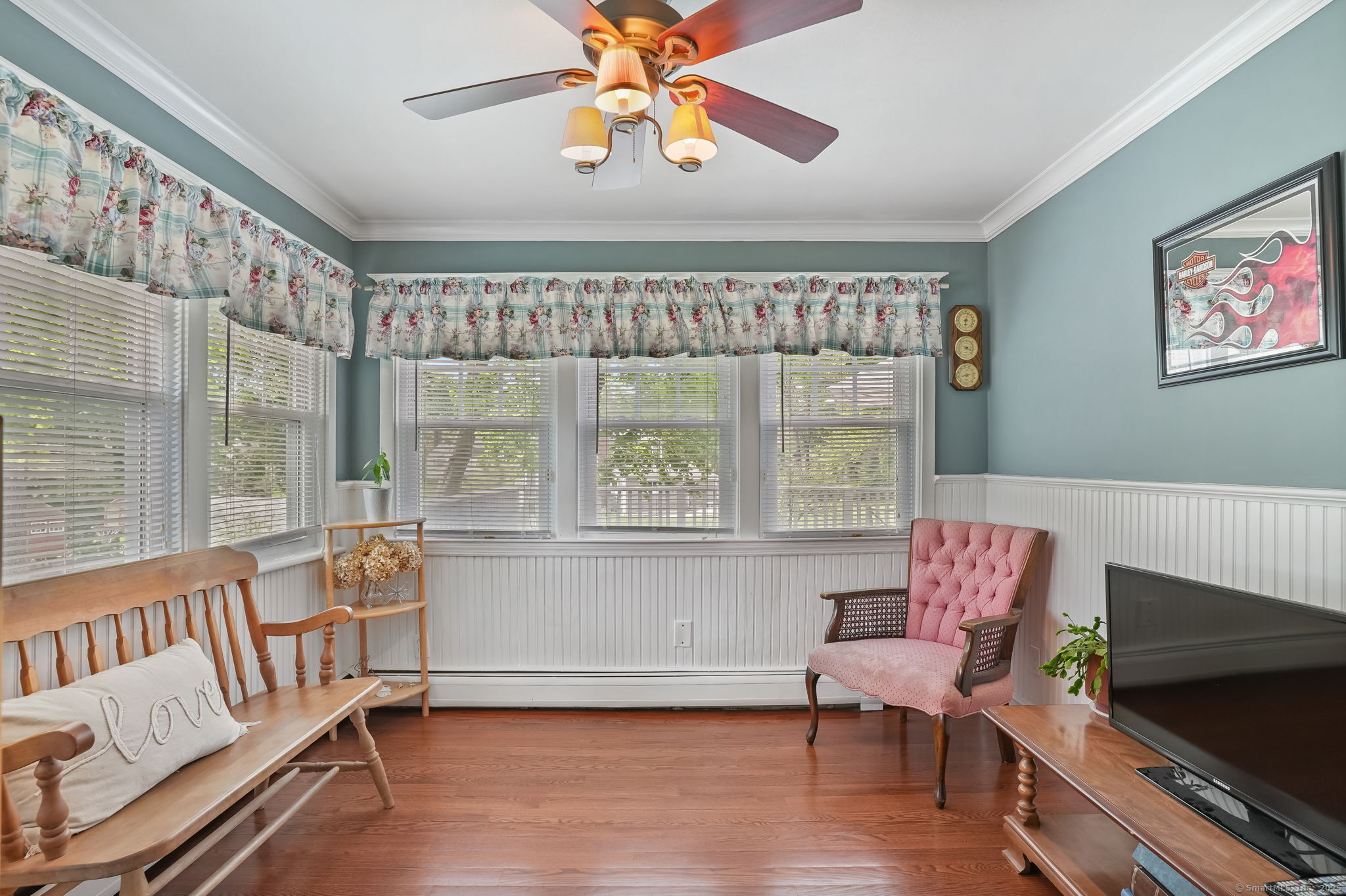 5017 Main, Trumbull, Connecticut 06611
