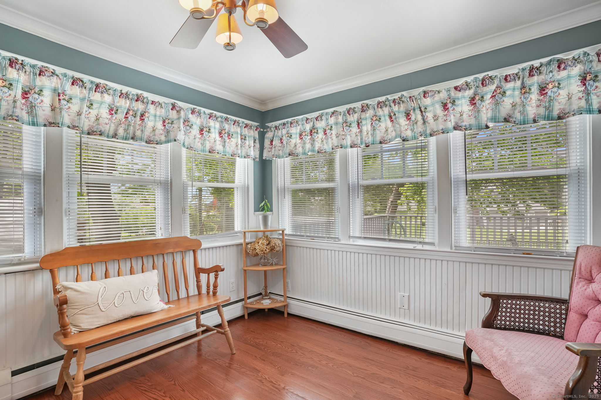 5017 Main, Trumbull, Connecticut 06611