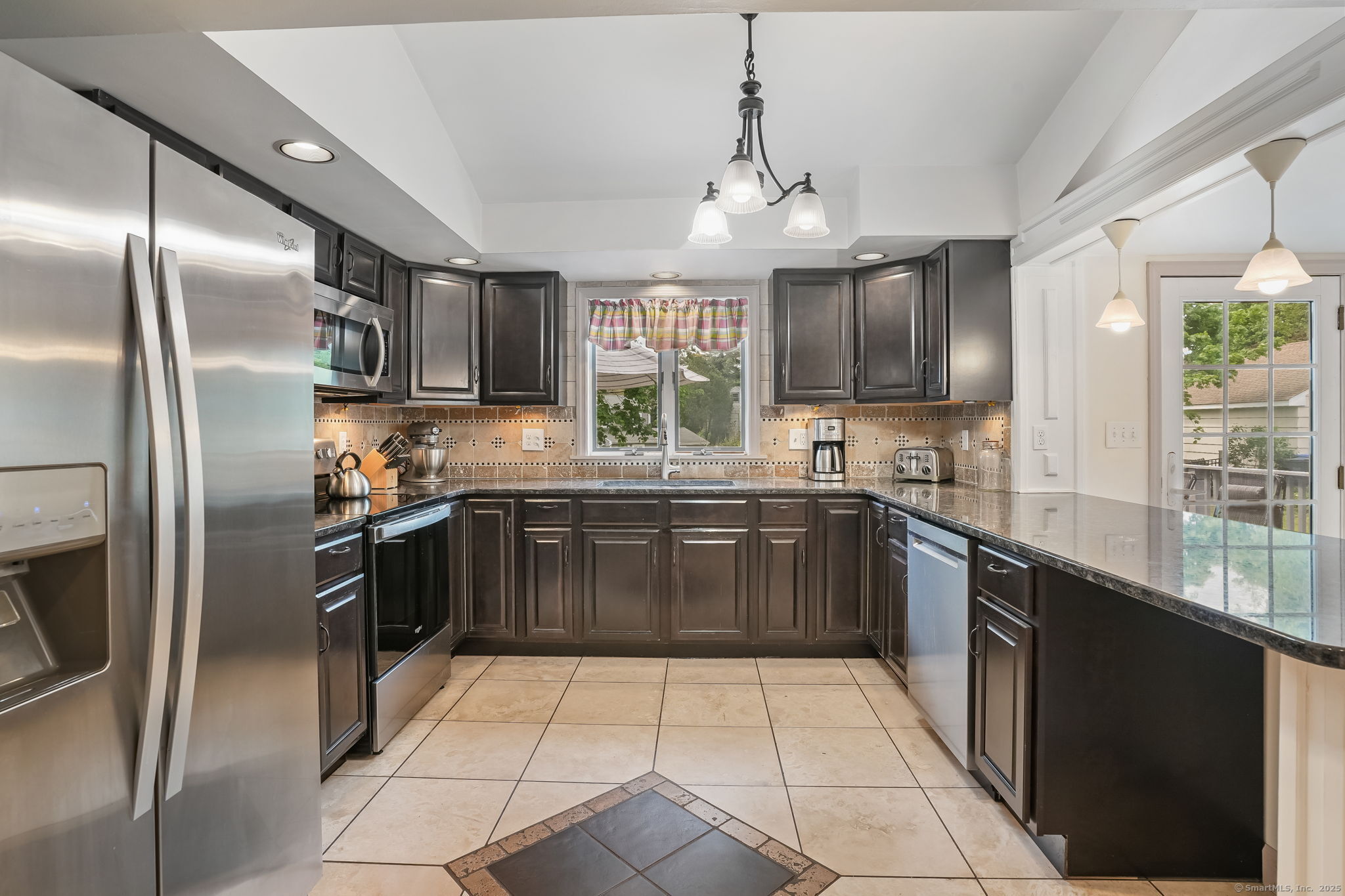 5017 Main, Trumbull, Connecticut 06611