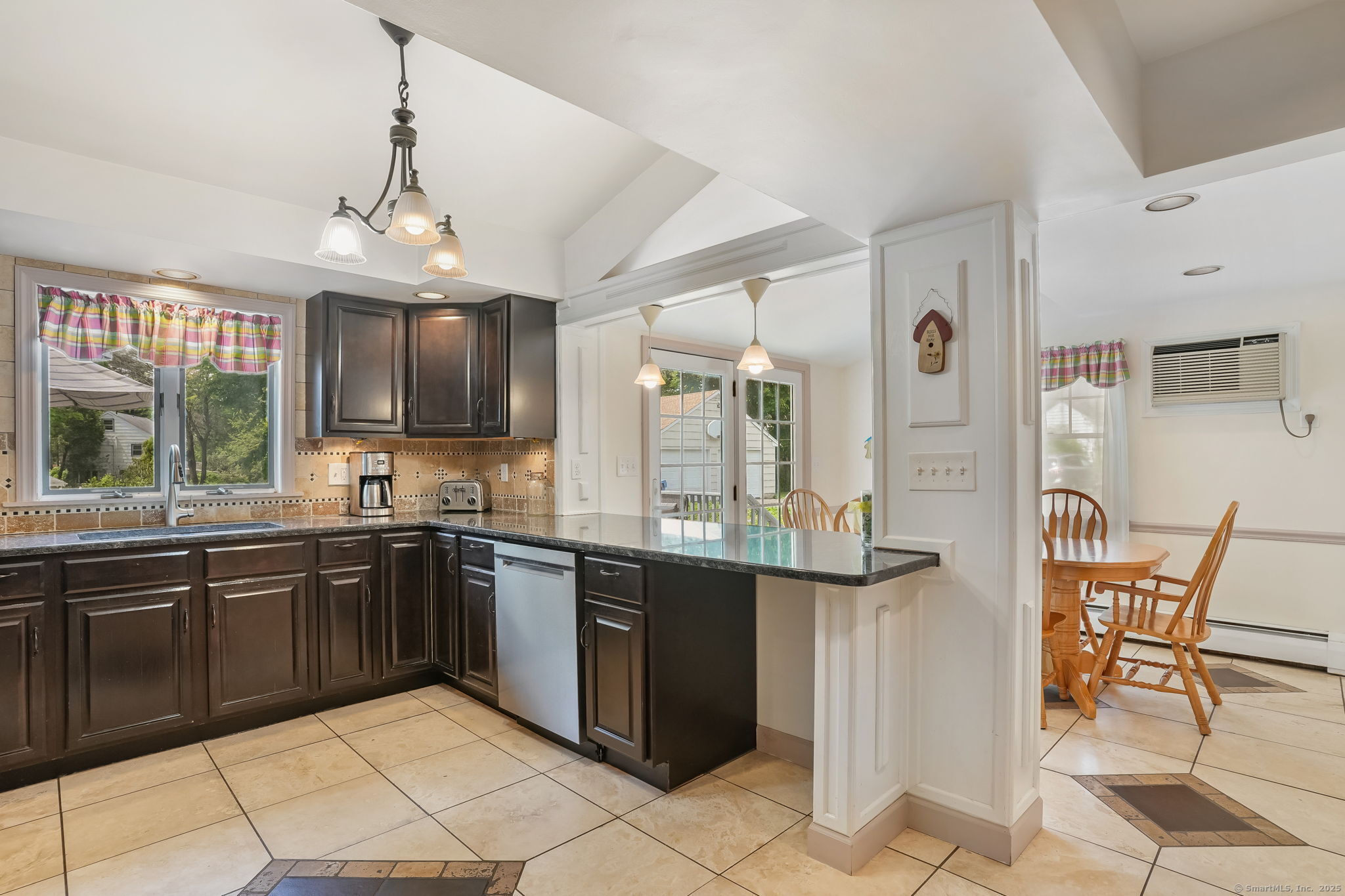 5017 Main, Trumbull, Connecticut 06611