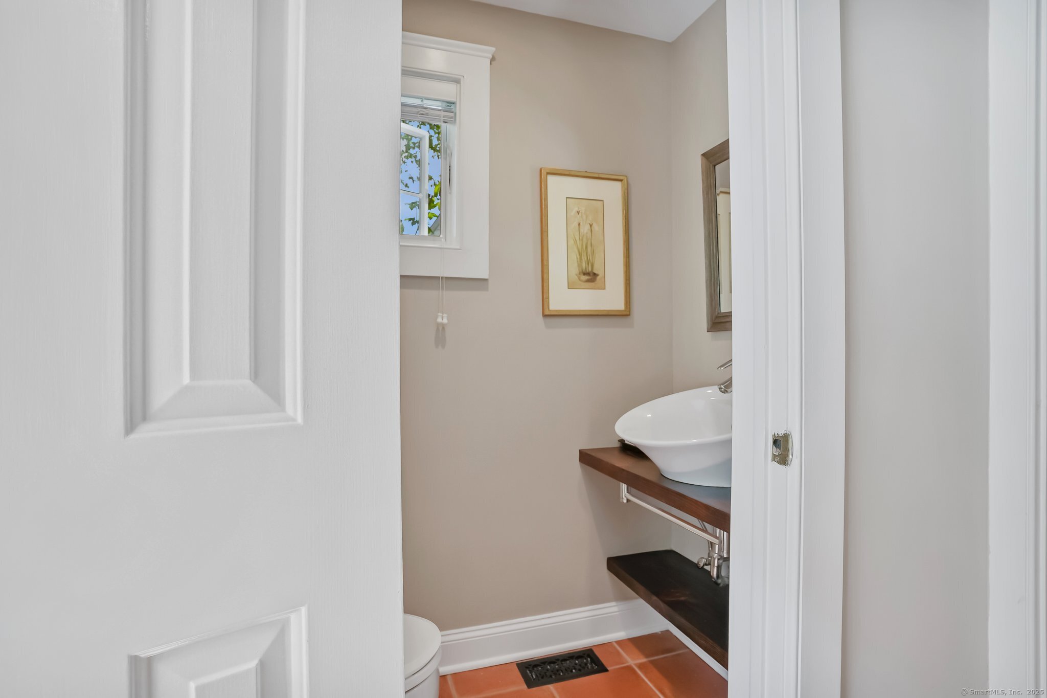 78 Hoyts, Bethel, Connecticut 06801
