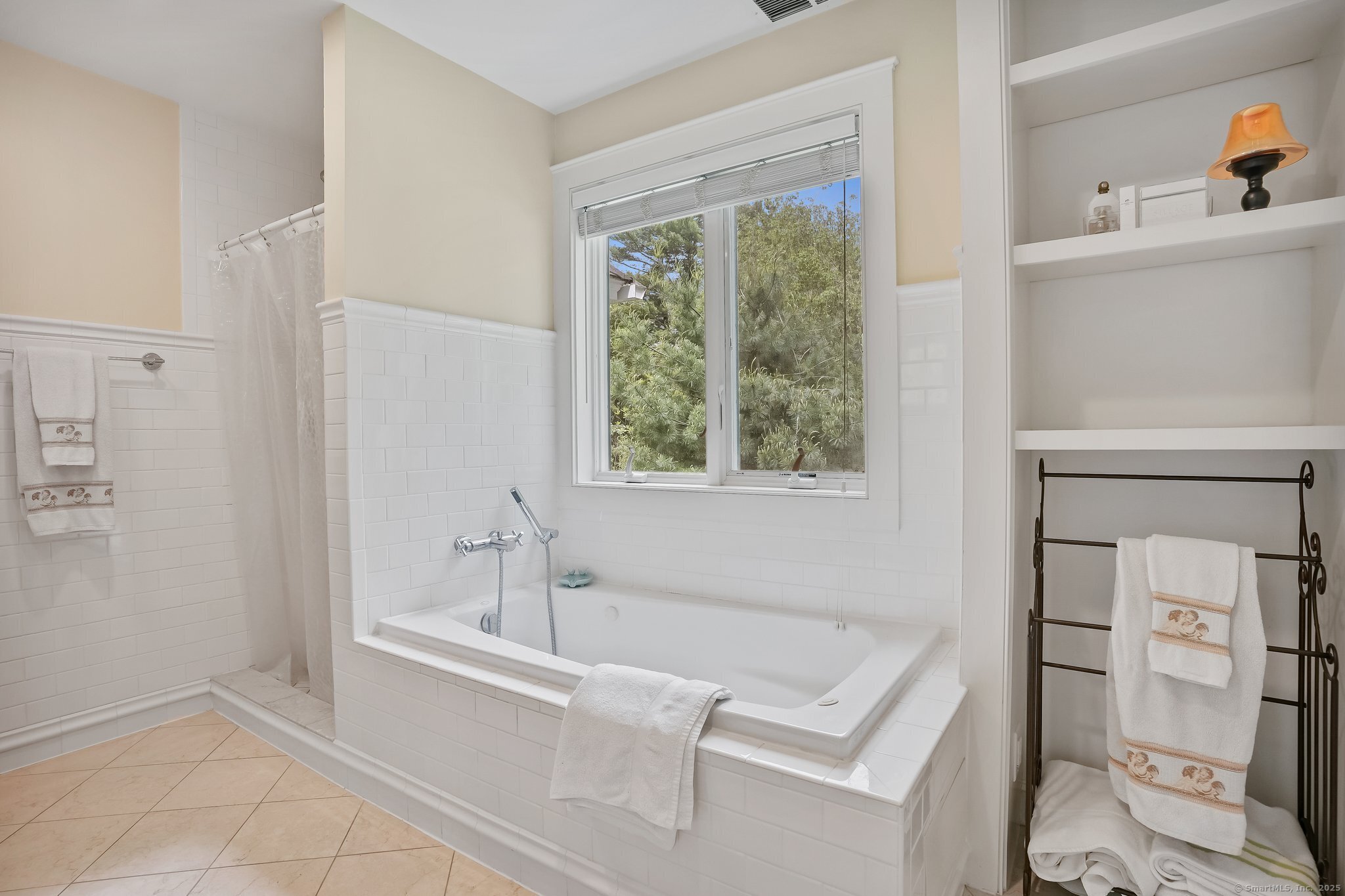 78 Hoyts, Bethel, Connecticut 06801