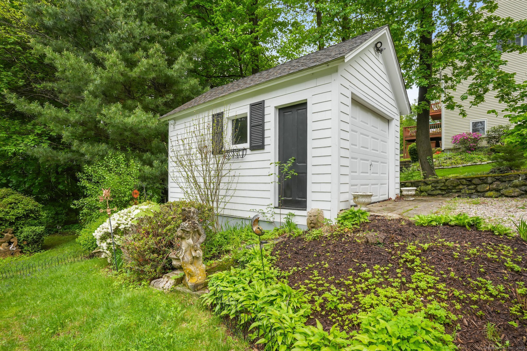 78 Hoyts, Bethel, Connecticut 06801