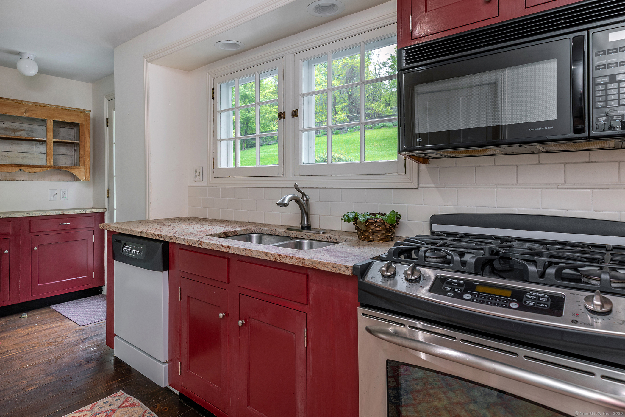 341 Housatonic River RD, Salisbury, Connecticut 06068