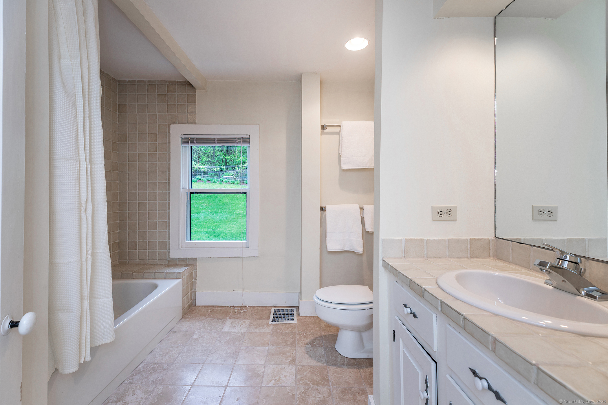 341 Housatonic River RD, Salisbury, Connecticut 06068