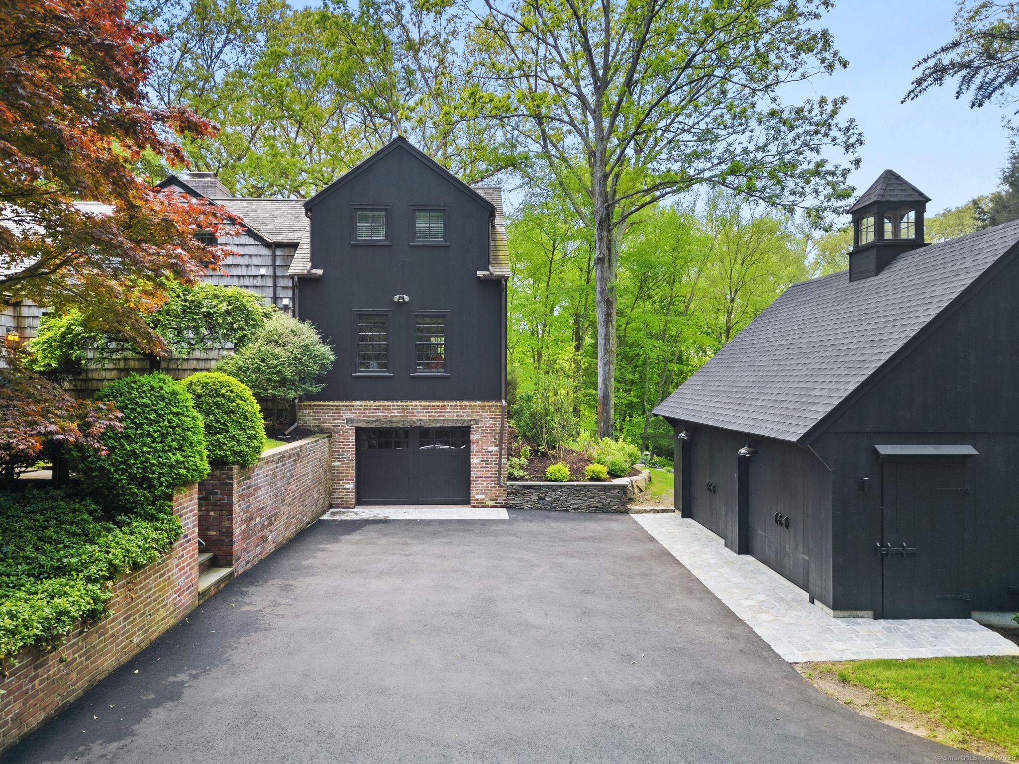 37 Cedar, Weston, Connecticut 06883