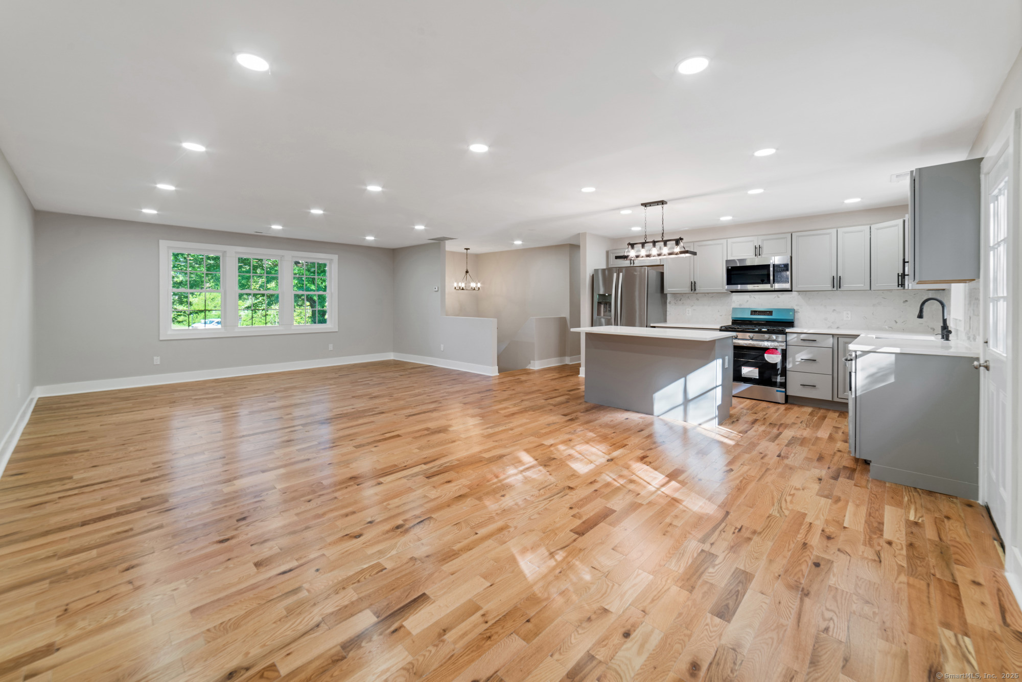 26 Maple, North Haven, Connecticut 06473