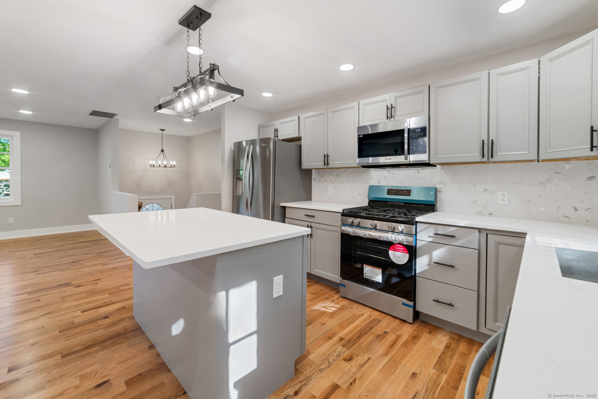 26 Maple, North Haven, Connecticut 06473