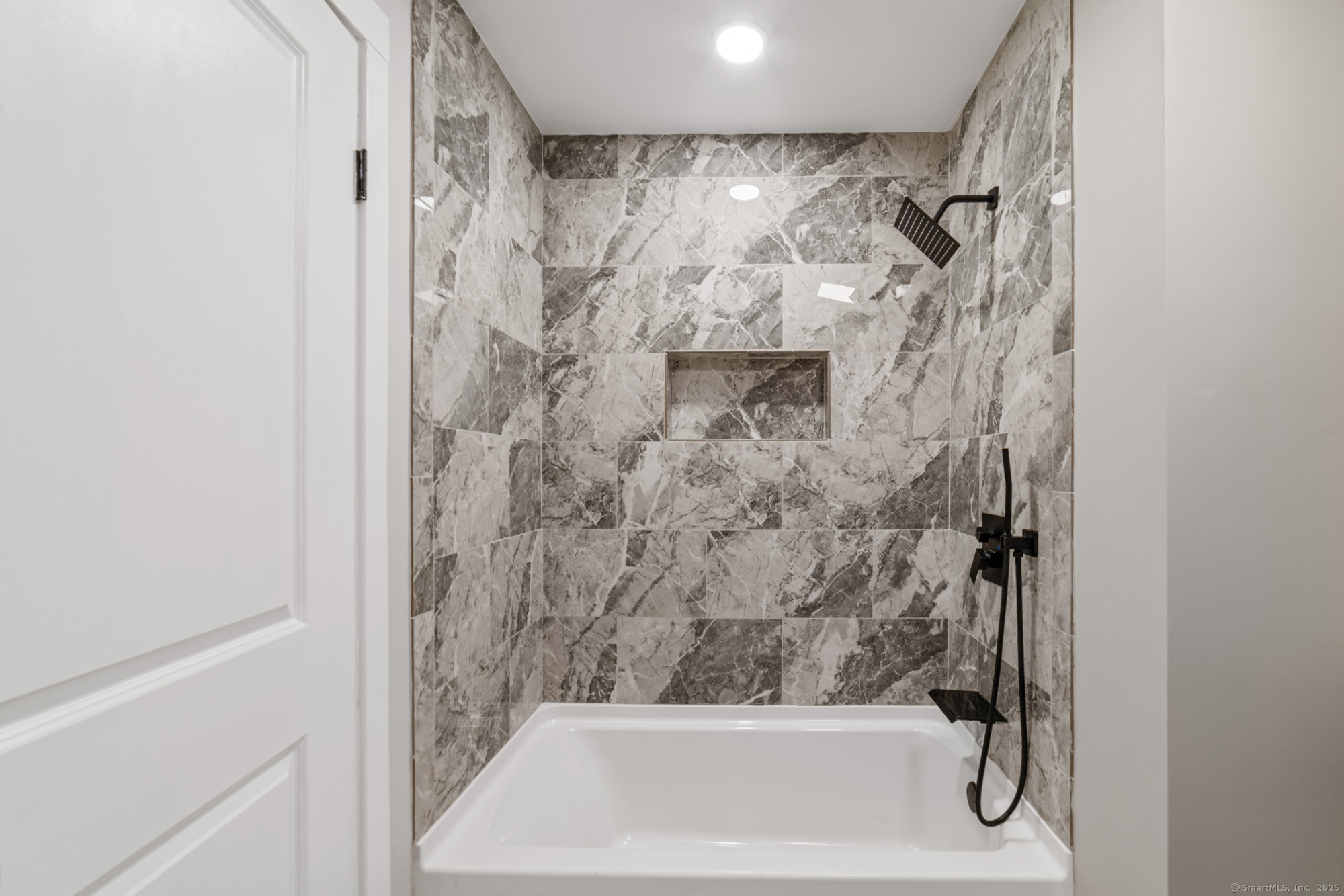 26 Maple, North Haven, Connecticut 06473