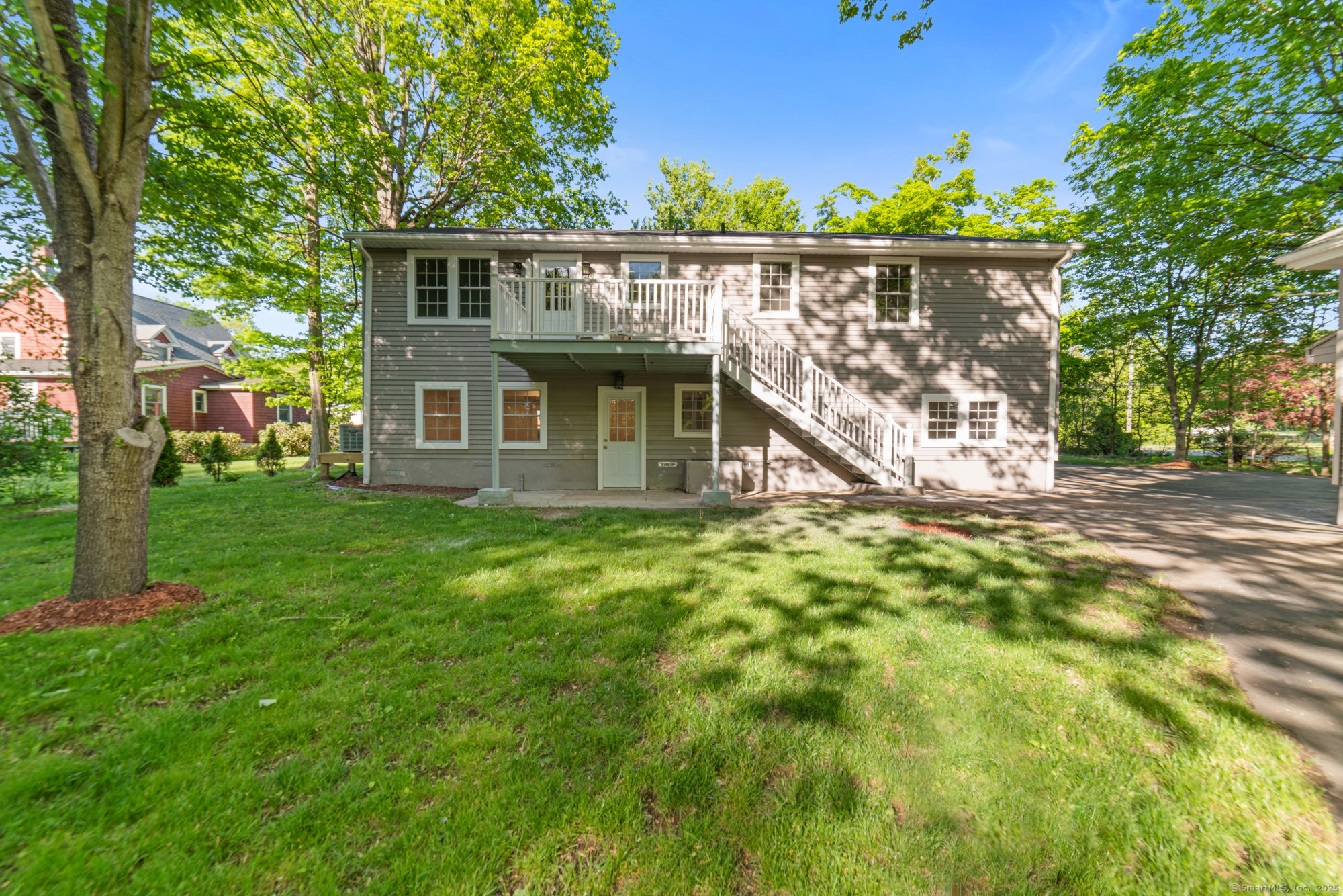 26 Maple, North Haven, Connecticut 06473