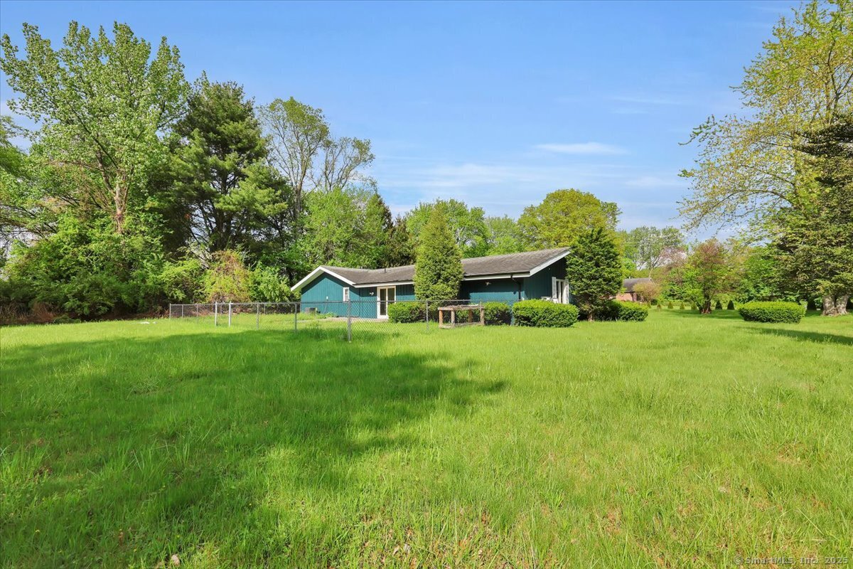 1813 Peck, Cheshire, Connecticut 06410