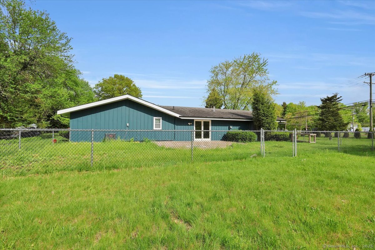 1813 Peck, Cheshire, Connecticut 06410