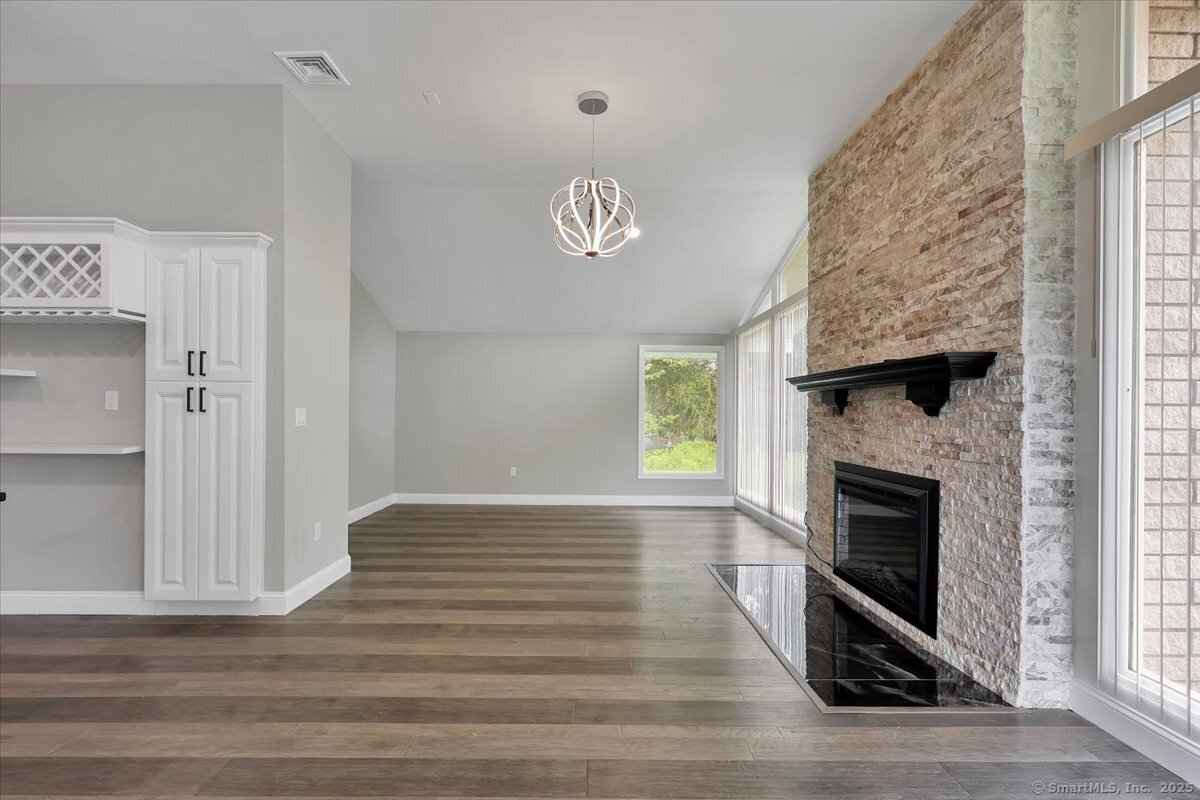 1813 Peck, Cheshire, Connecticut 06410