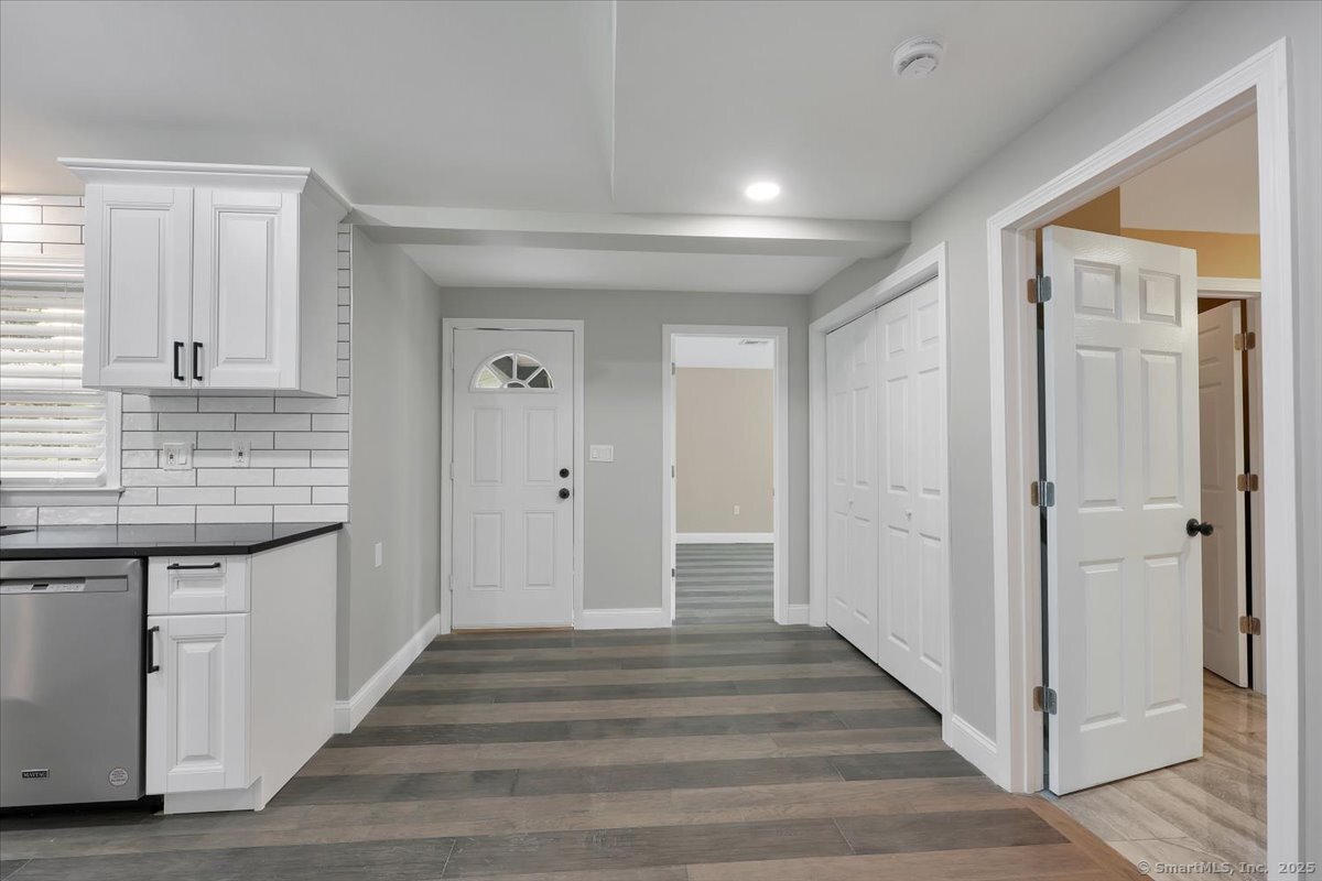 1813 Peck, Cheshire, Connecticut 06410