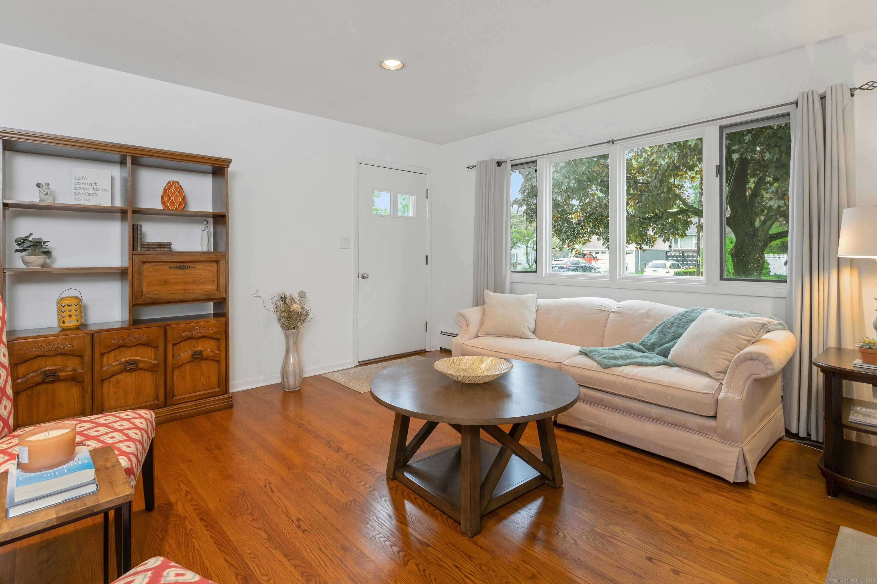 24 Newfield, Stamford, Connecticut 06905