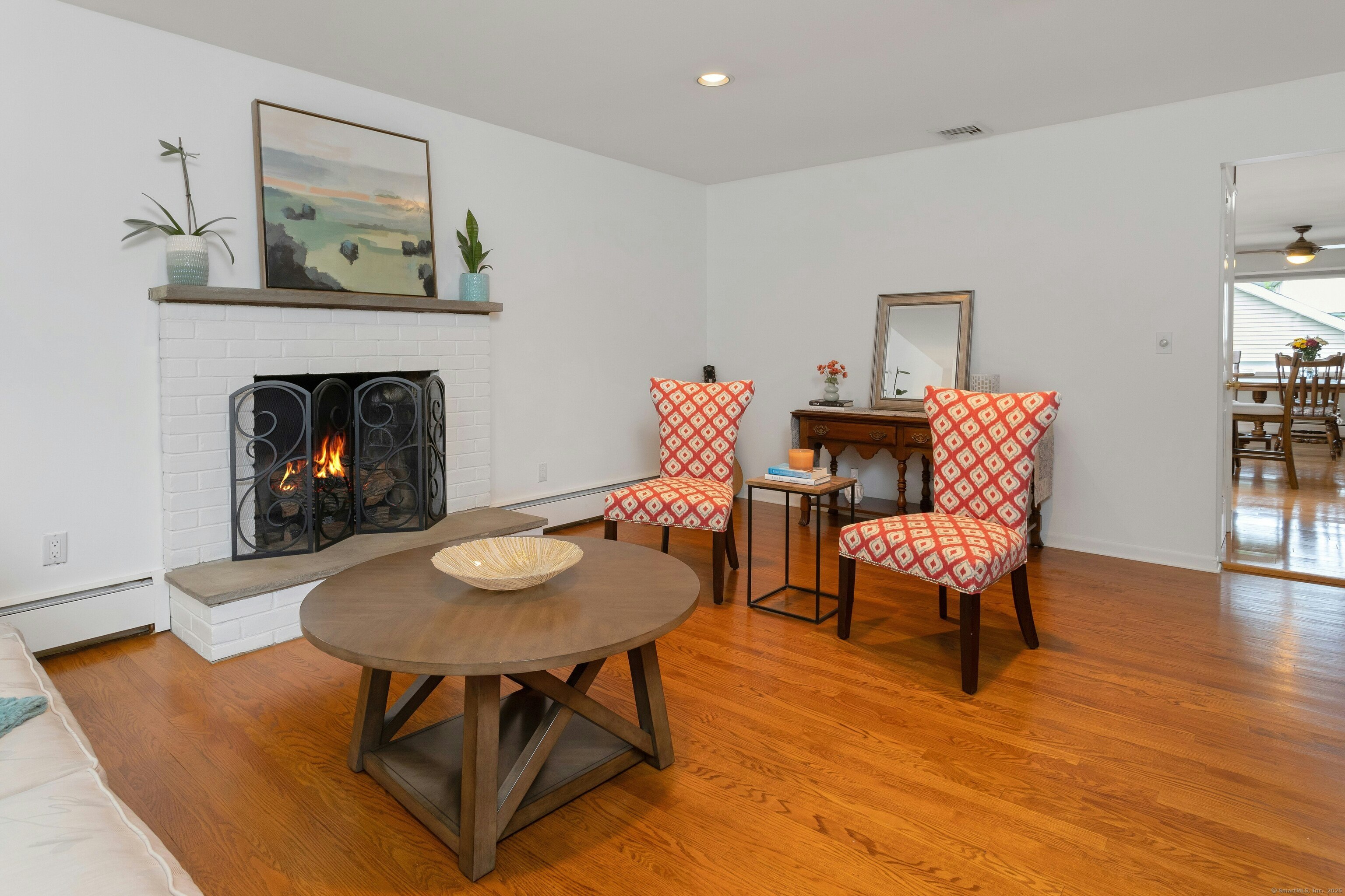 24 Newfield, Stamford, Connecticut 06905