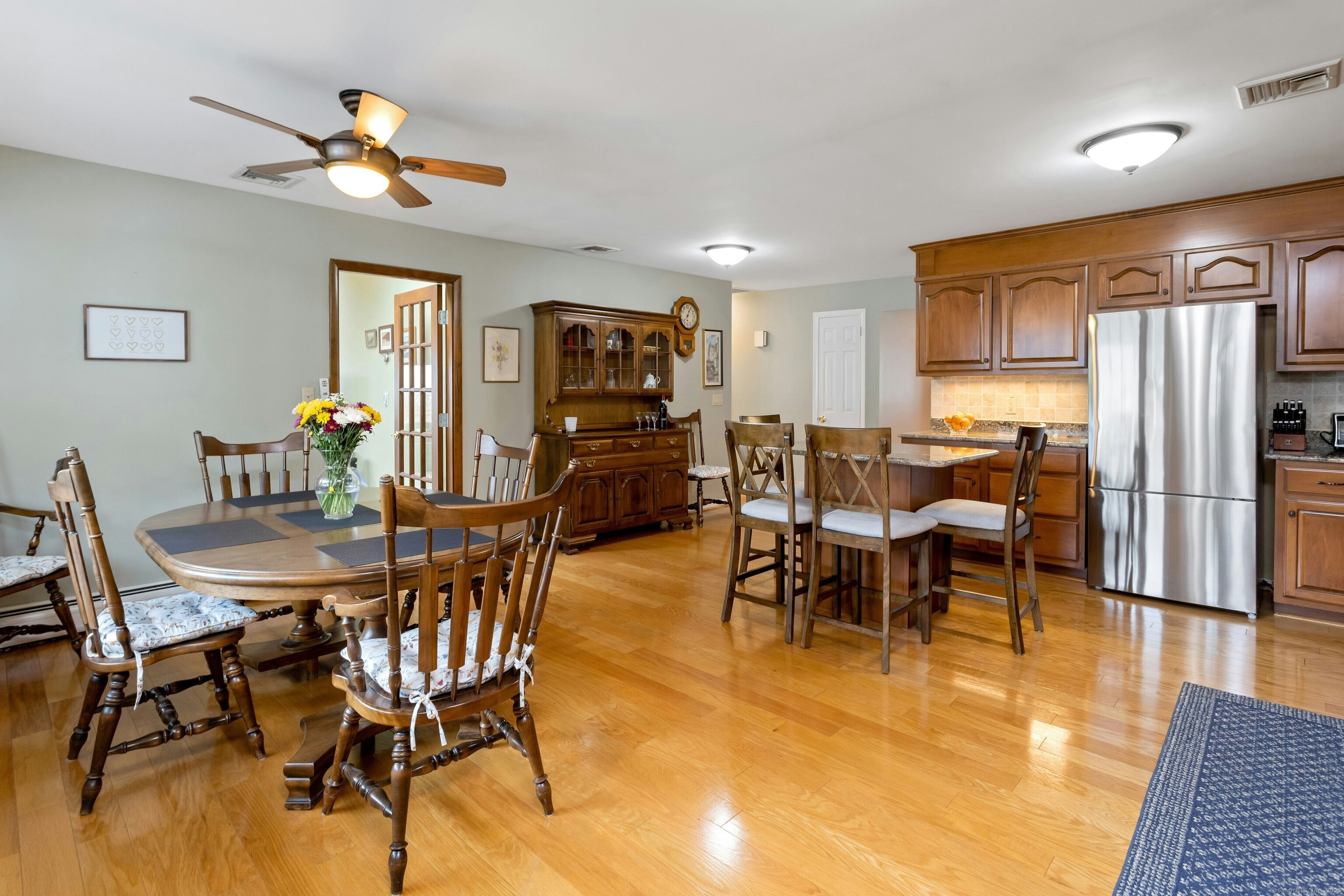 24 Newfield, Stamford, Connecticut 06905