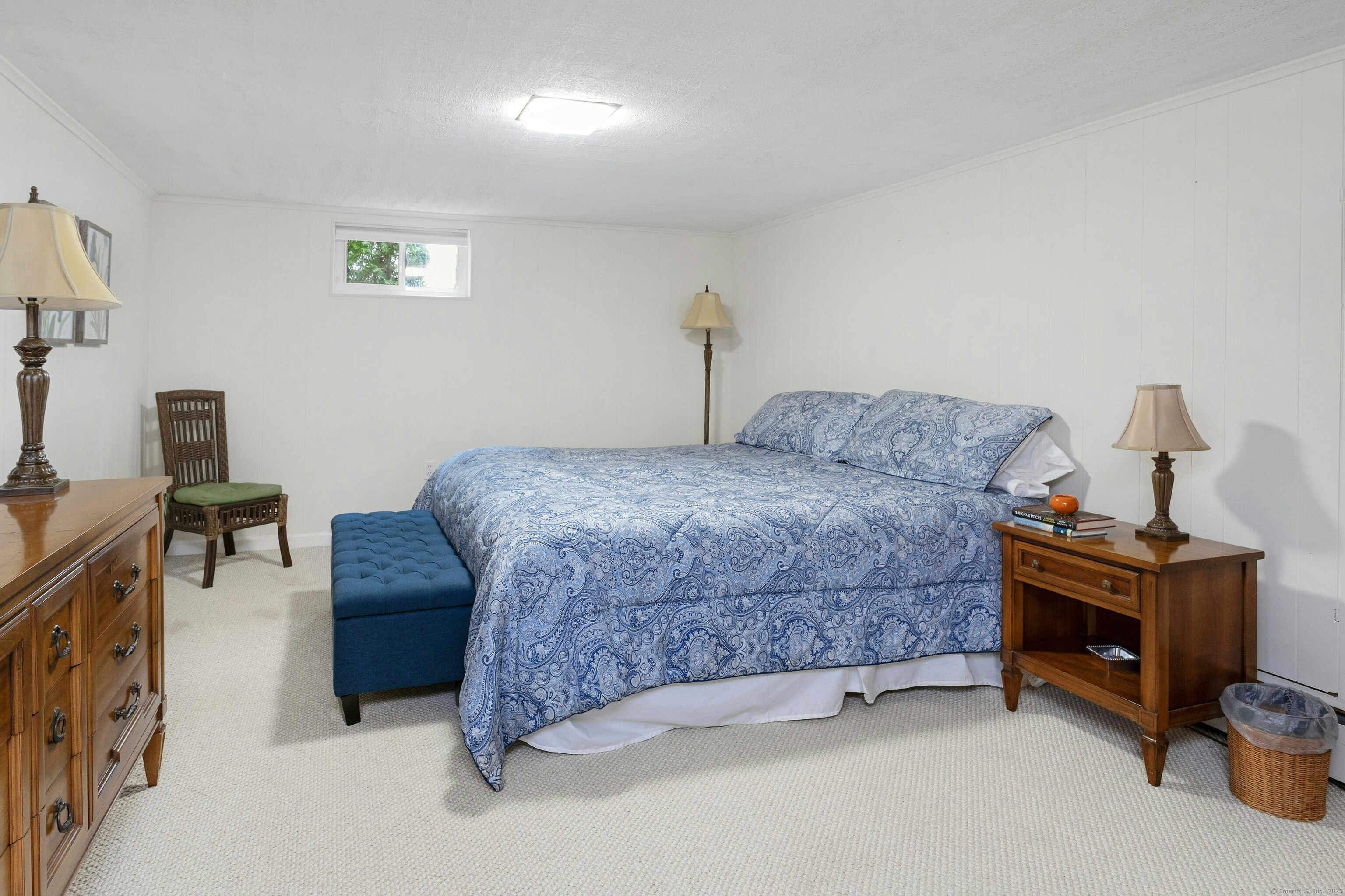 24 Newfield, Stamford, Connecticut 06905