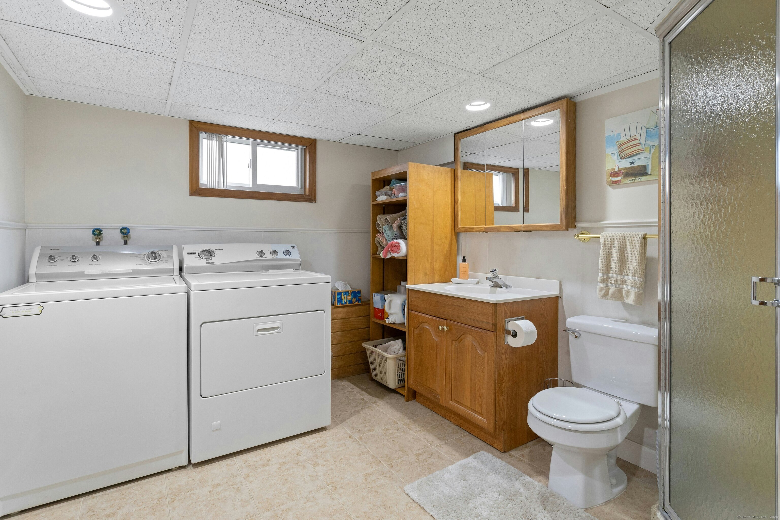 24 Newfield, Stamford, Connecticut 06905